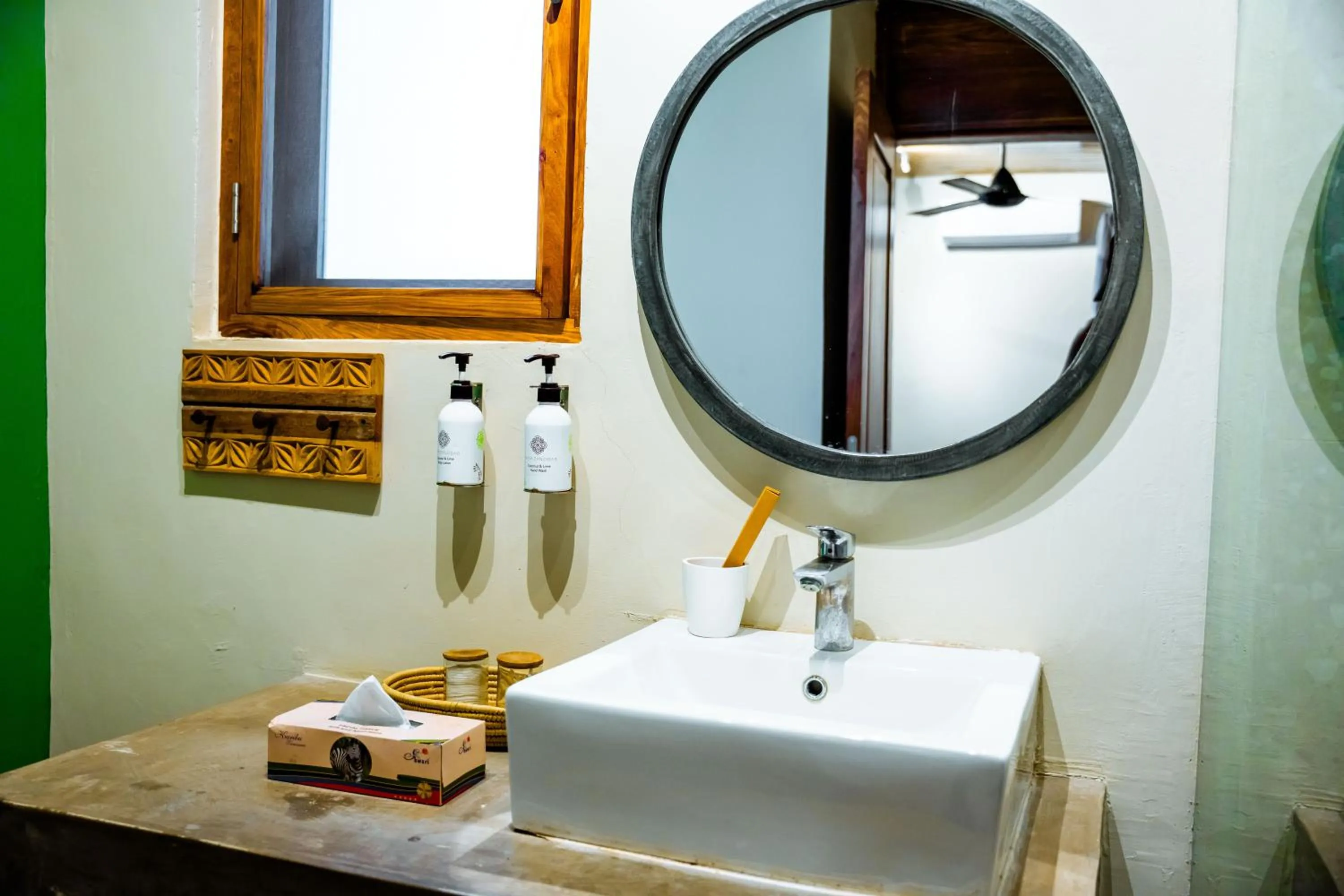Bathroom in The Overhang