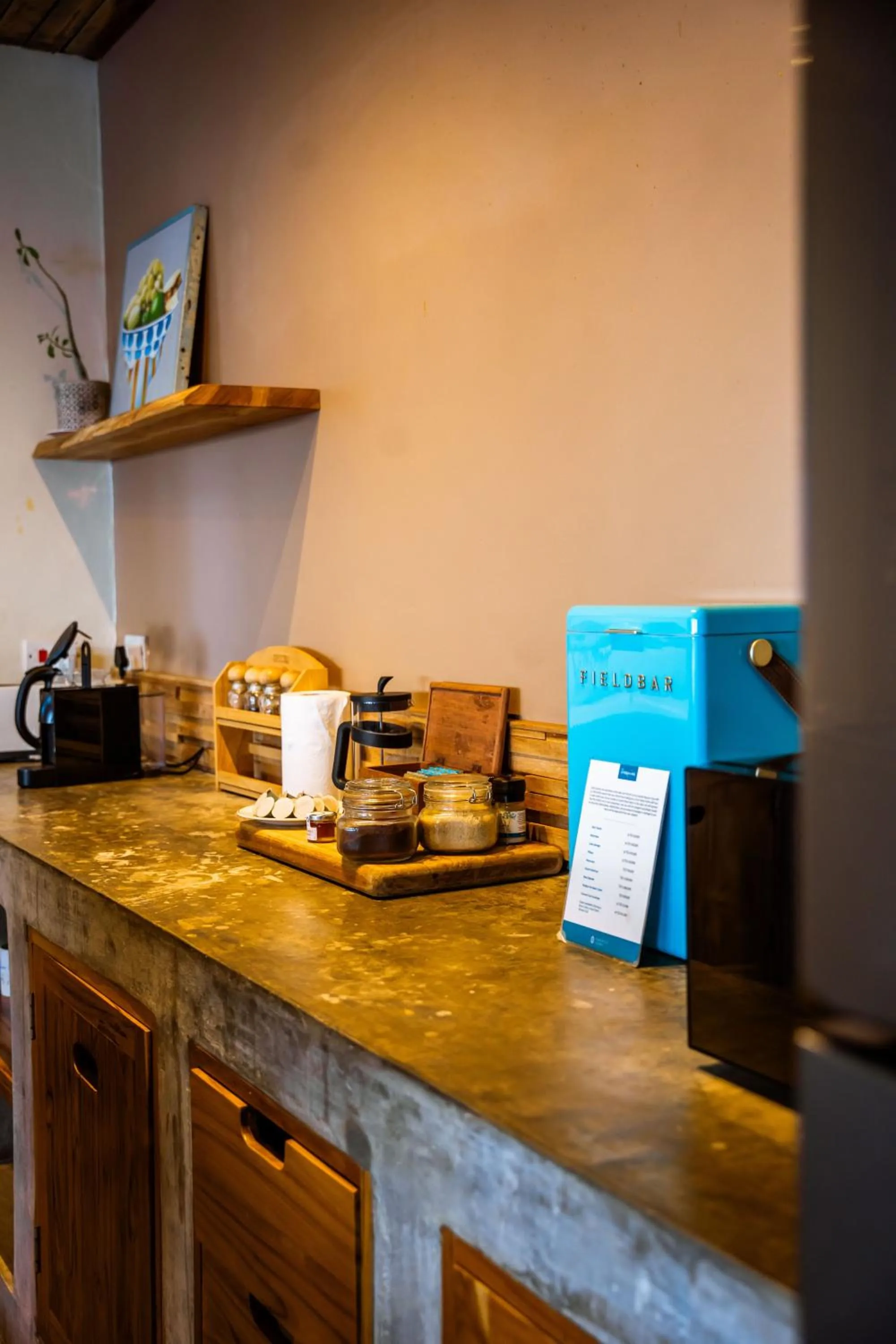 Coffee/tea facilities in The Overhang