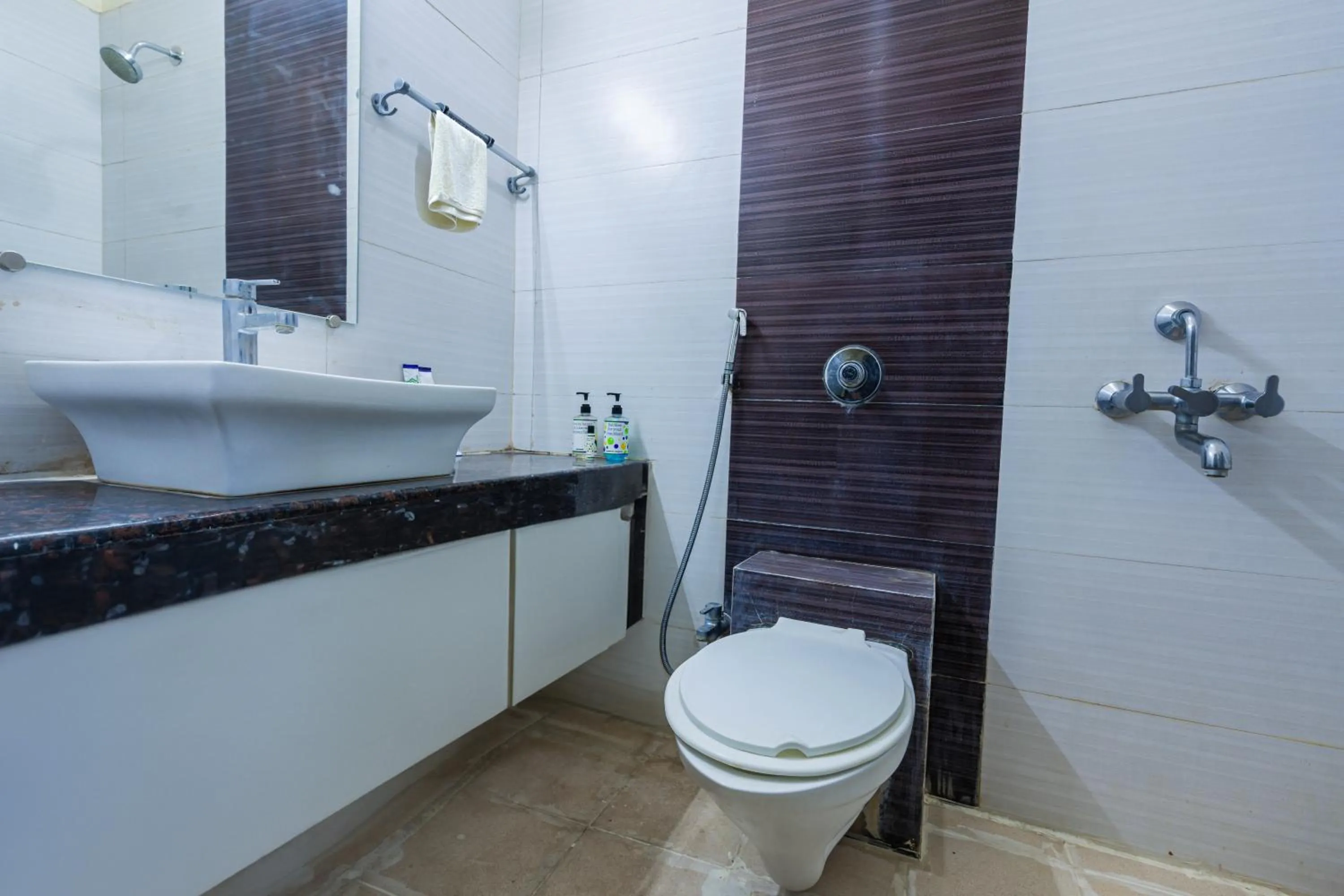 Toilet in Treebo Udyam Glory