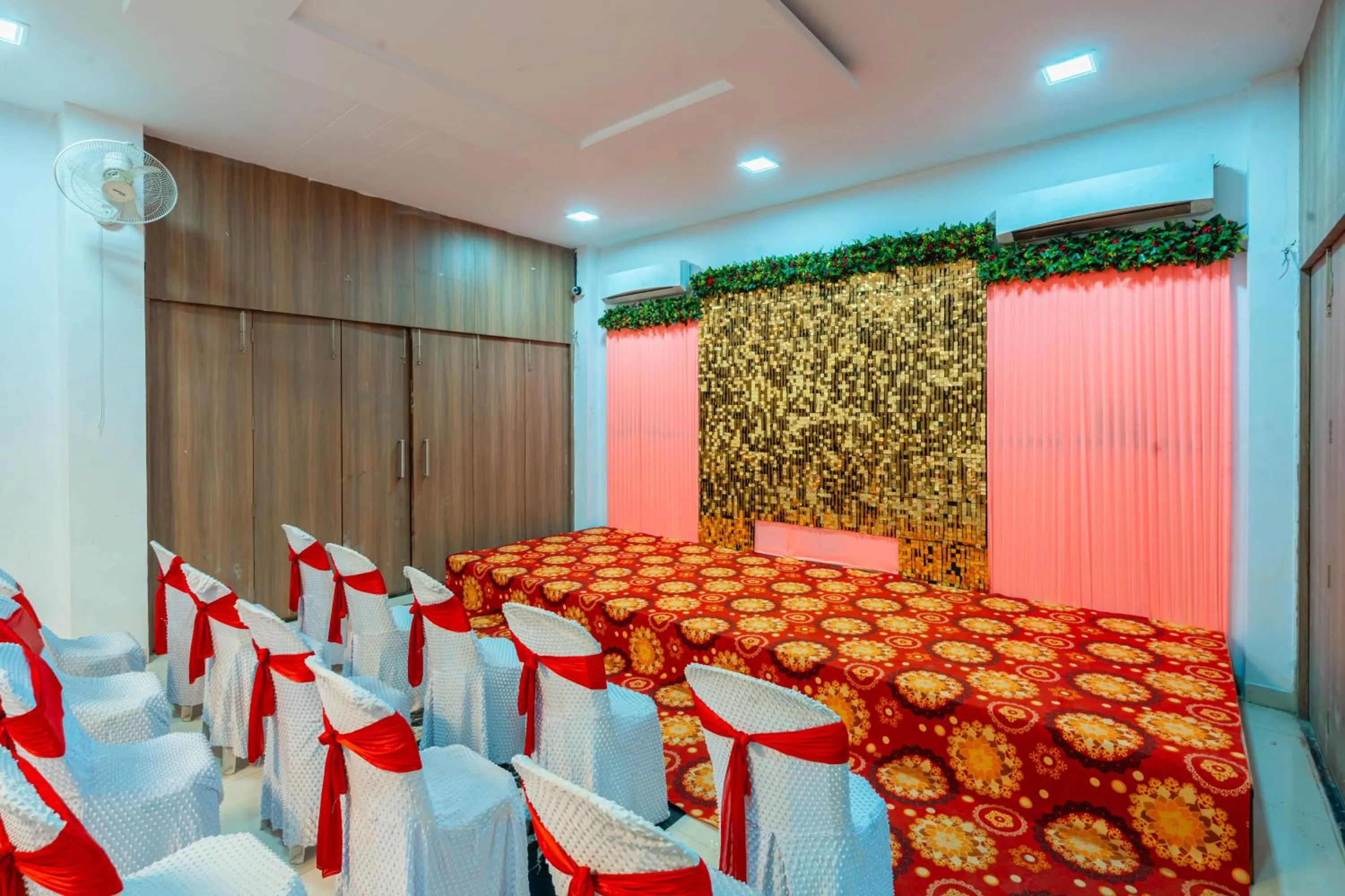 Banquet/Function facilities in Treebo Udyam Glory
