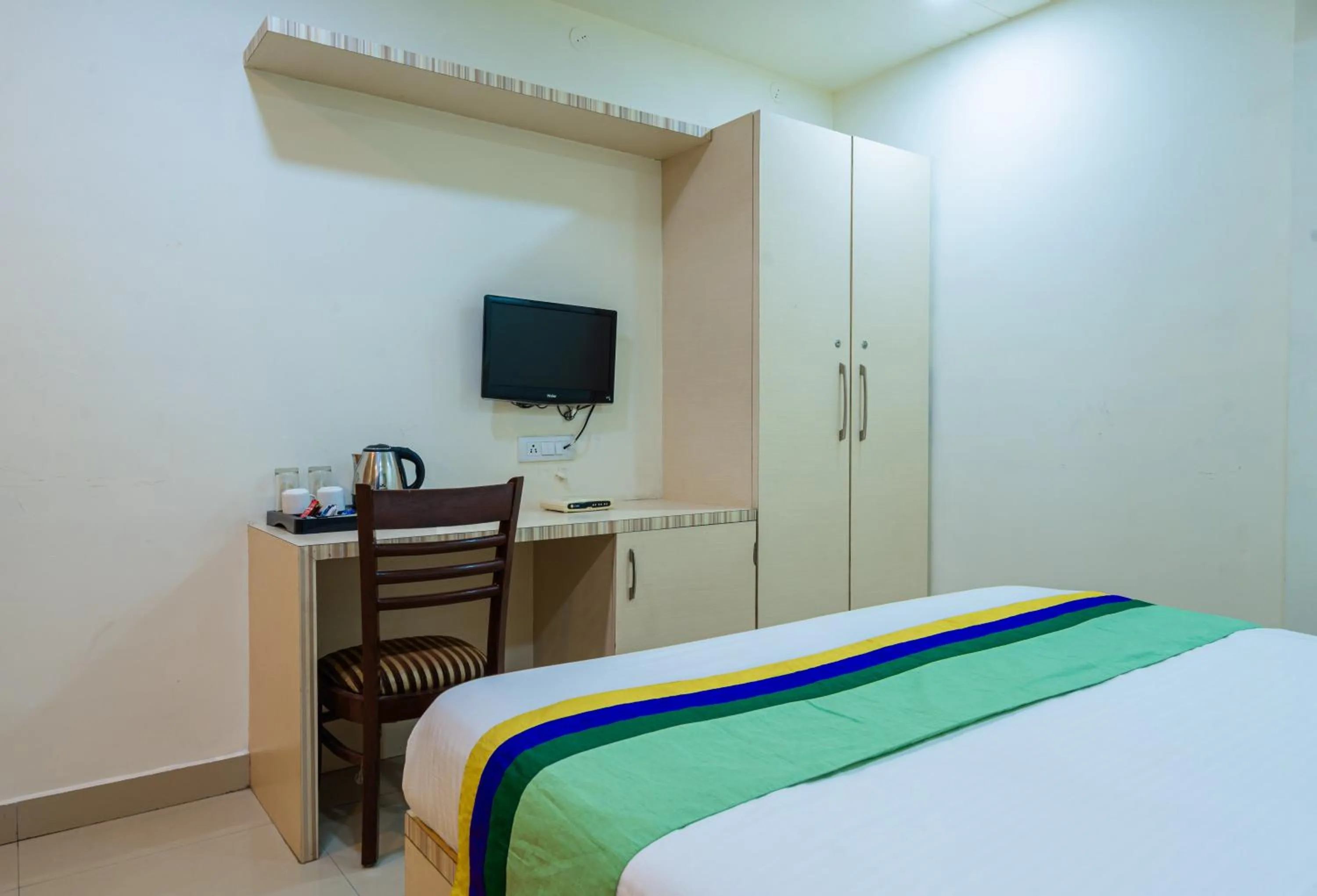 Bed in Treebo Udyam Glory