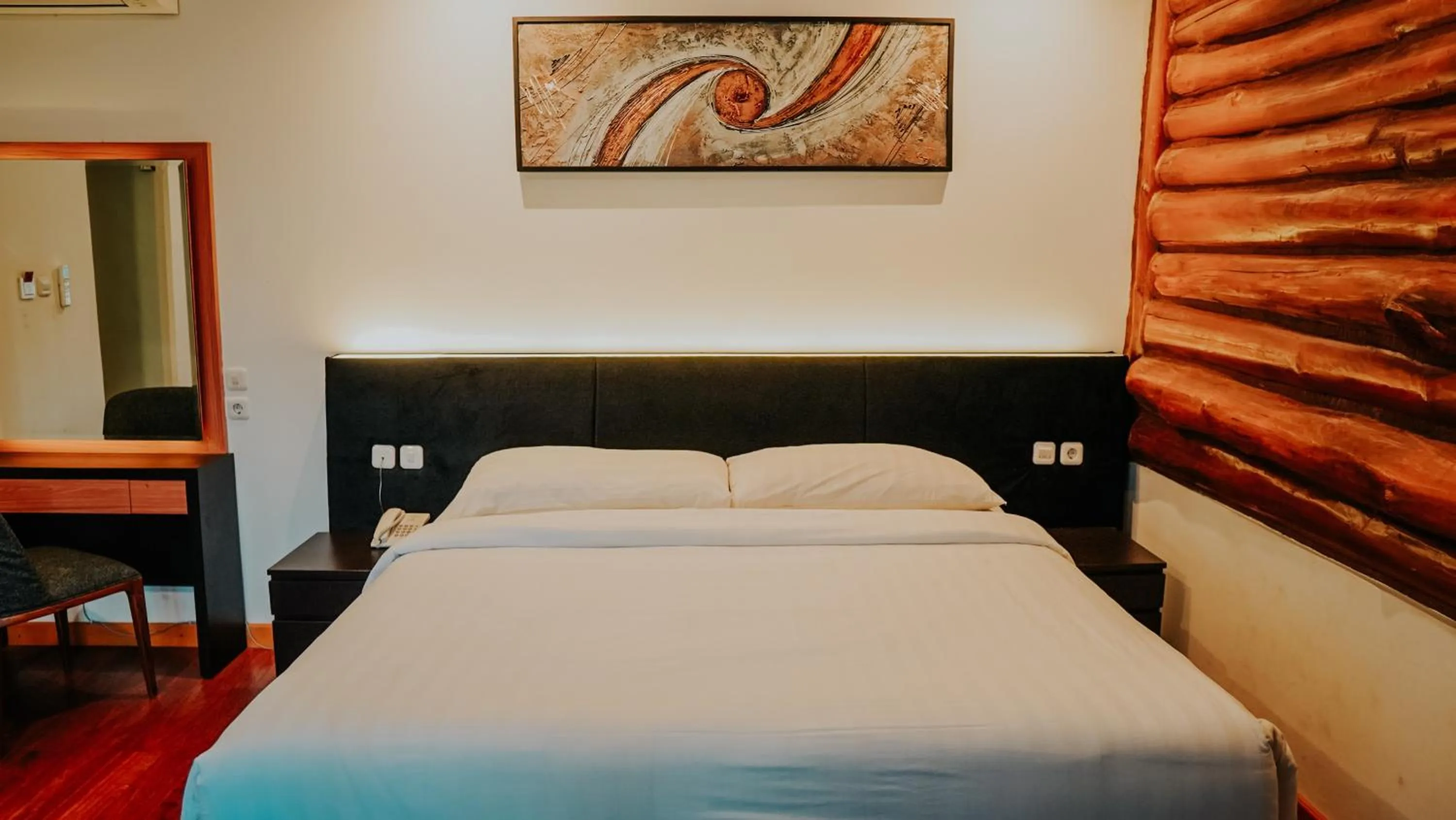 Bed in Villa Rancabango Hotel & Resort Garut