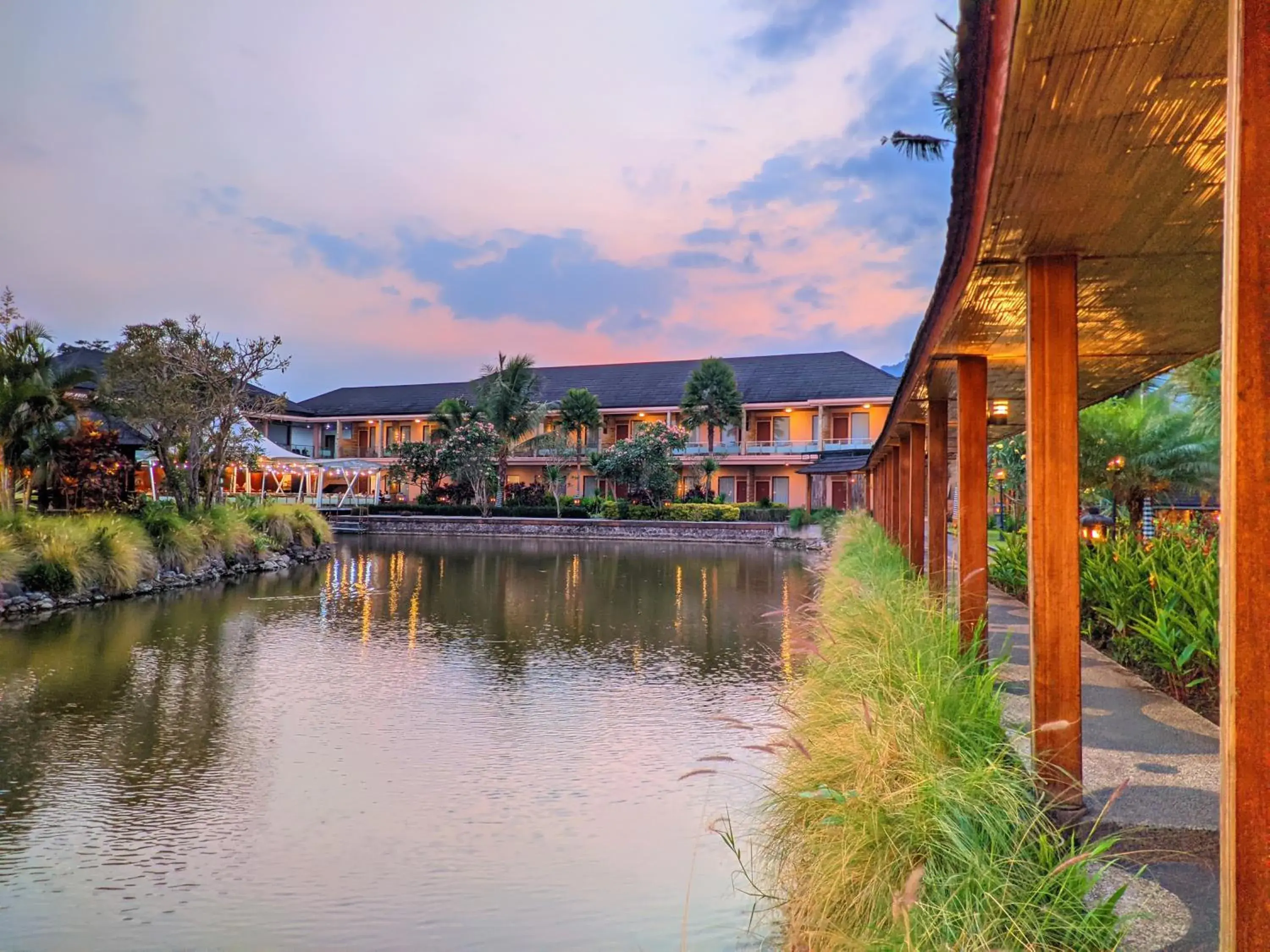 Villa Rancabango Hotel & Resort Garut Villa Rancabango Hotel & Resort Garut