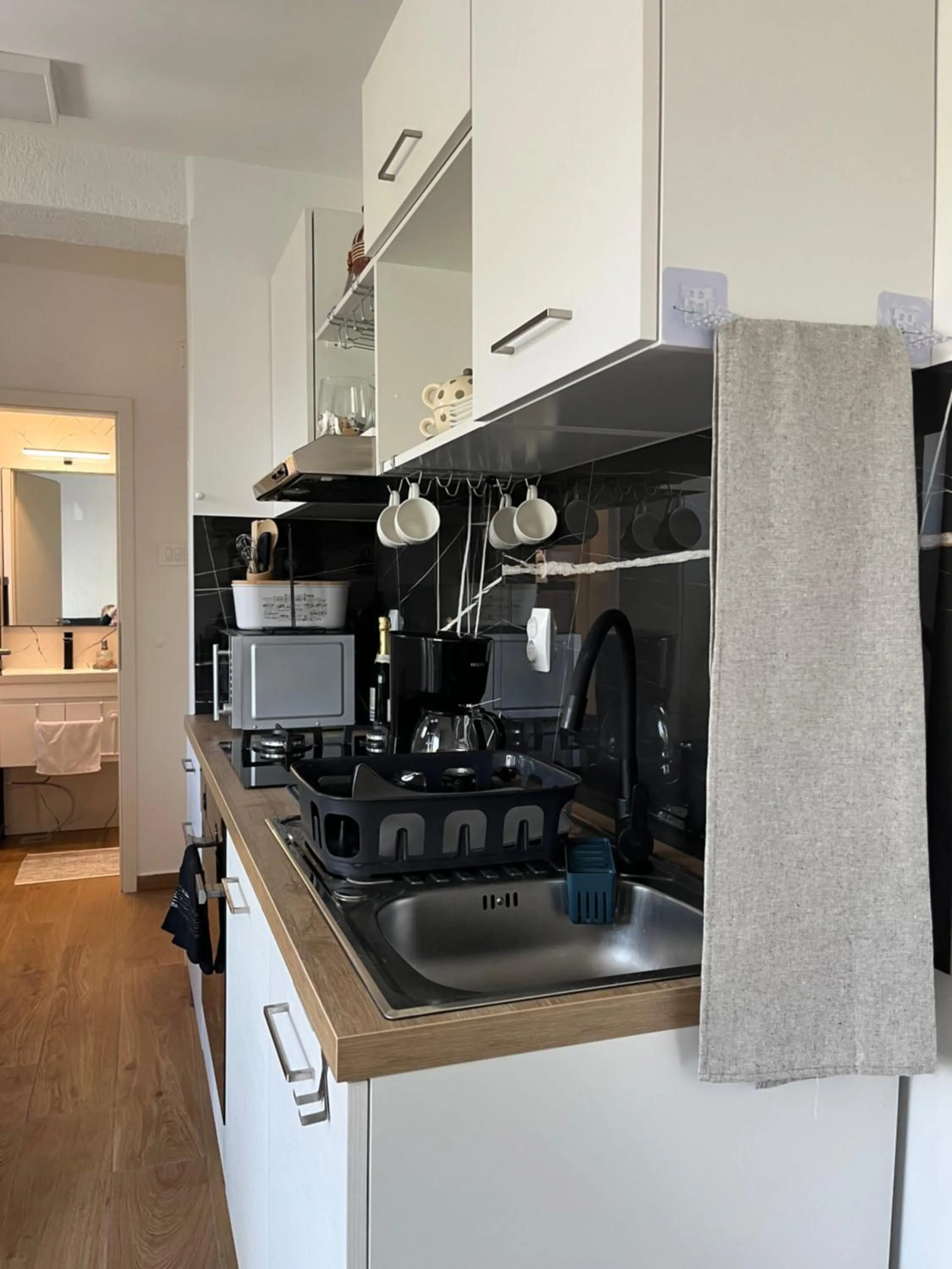 Kitchen or kitchenette in City apartment Blue Vibes