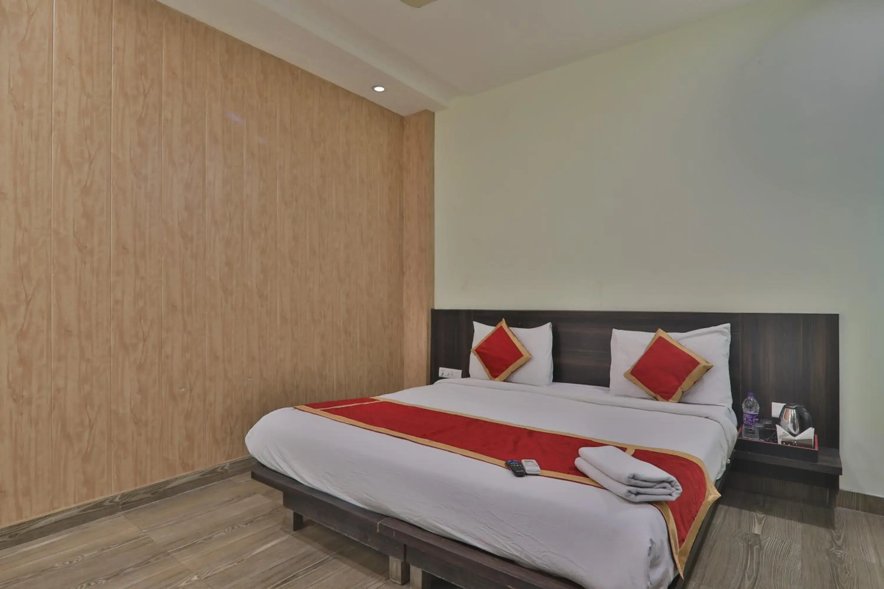 Bed in Hotel Aarya Bed in Hotel Aarya