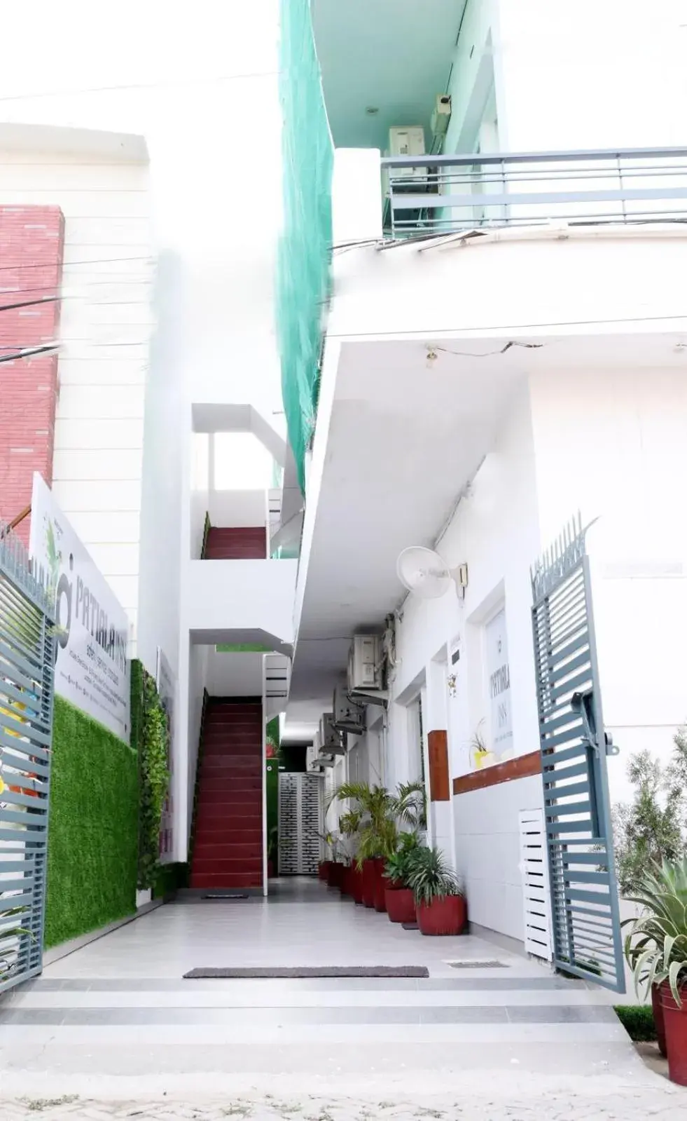 Lobby or reception in PATIALA INN Lobby or reception in PATIALA INN