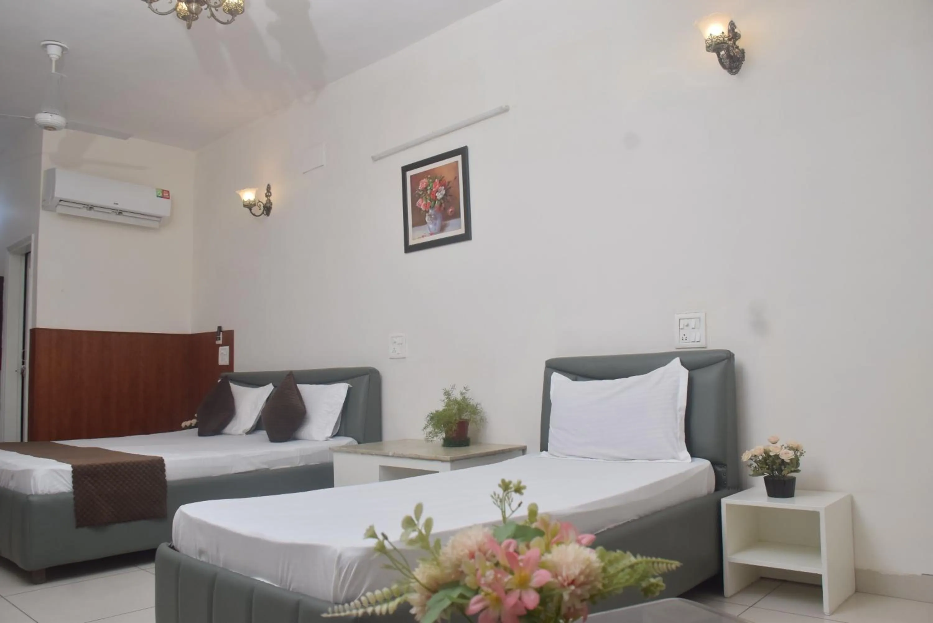 Bedroom, Bed in PATIALA INN