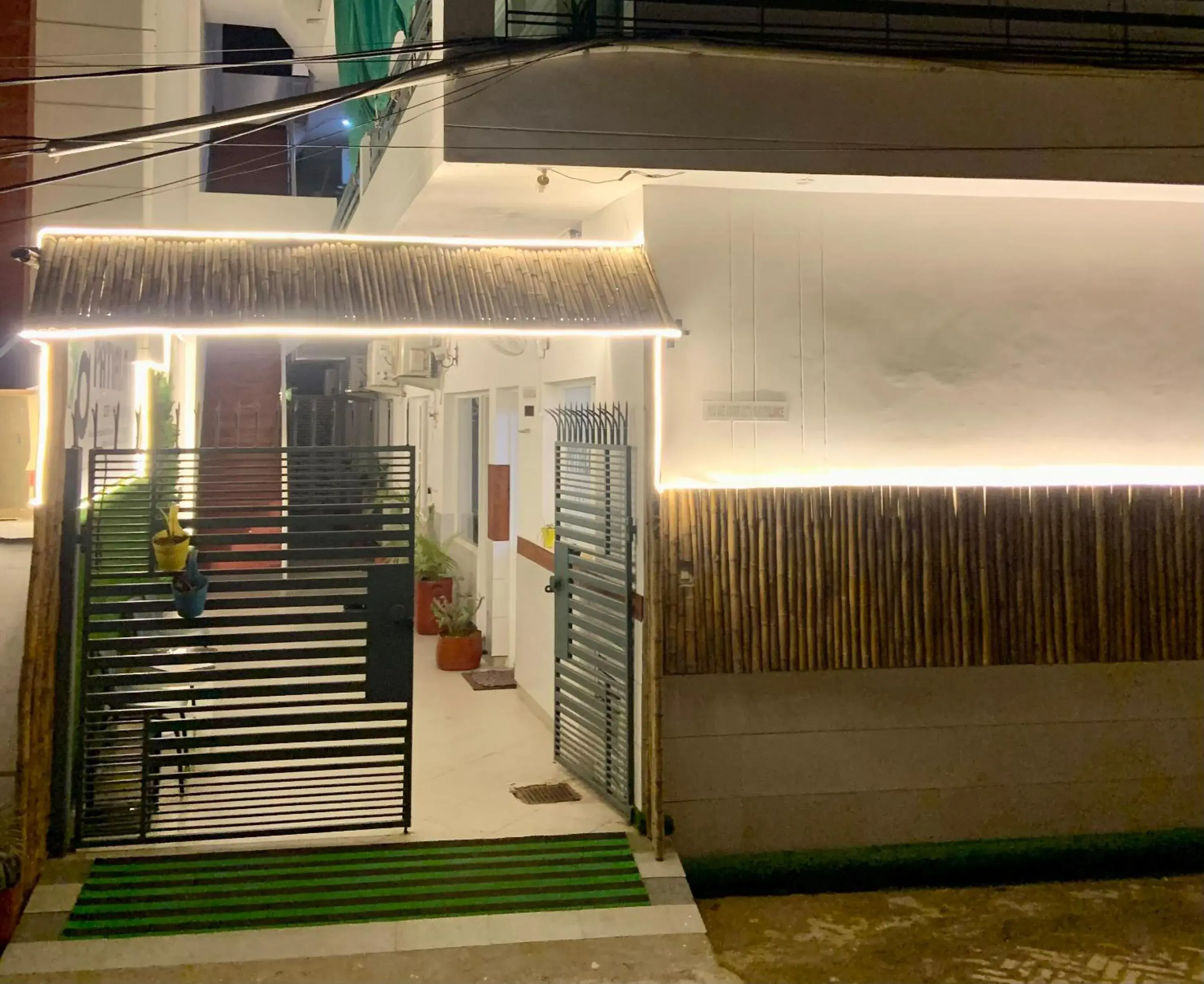 Facade/entrance in PATIALA INN Facade/entrance in PATIALA INN