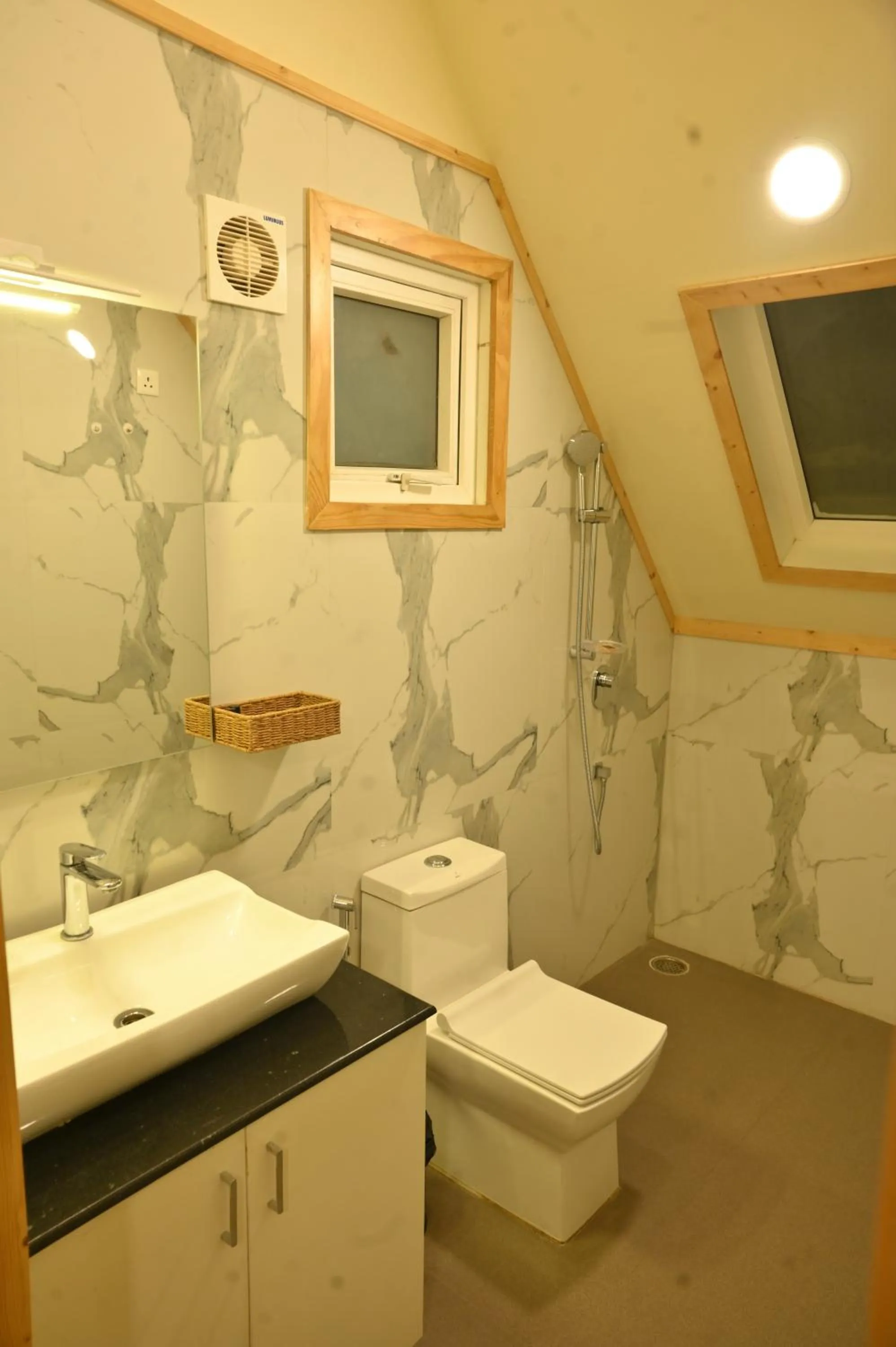 Shower in Samsara Luxury Cottages & Spa, Chail Hills