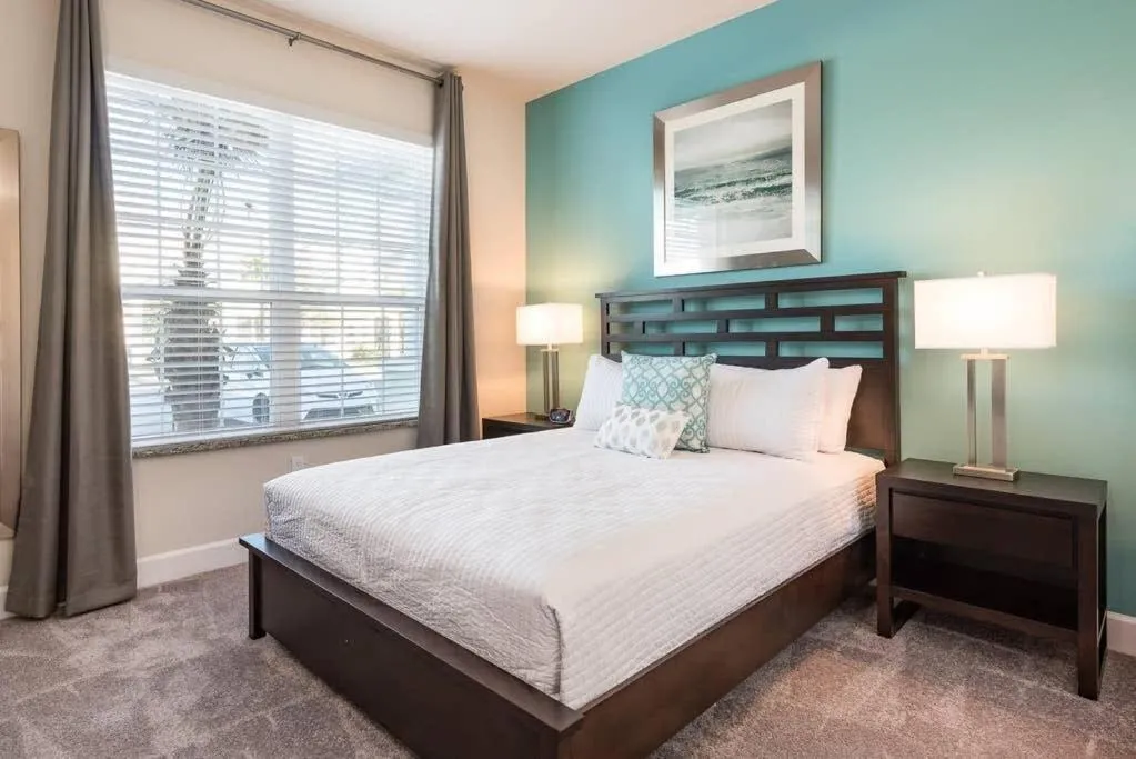 Bed in Super cozy home with private pool