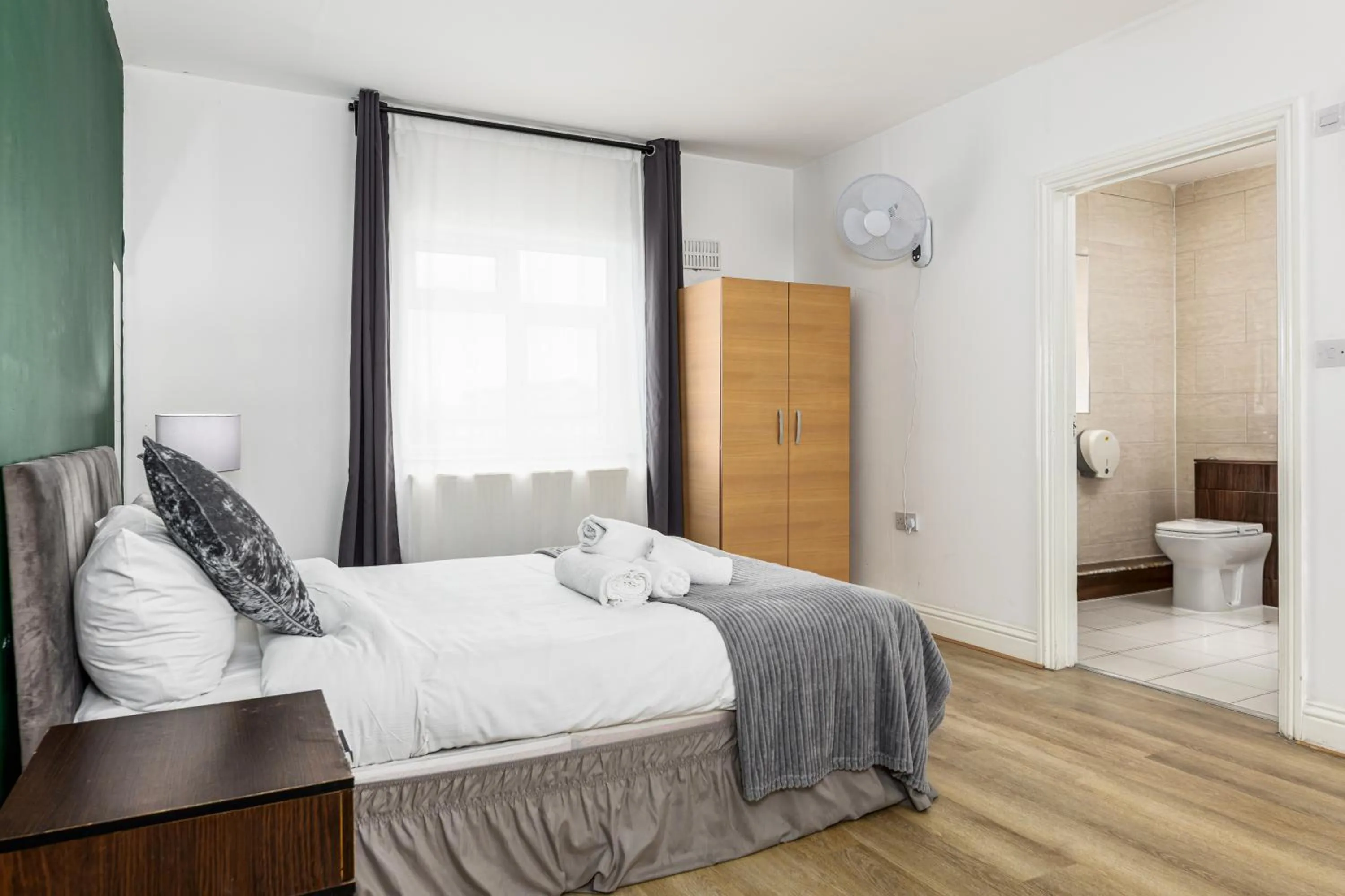 Bed in City Gate Guest House