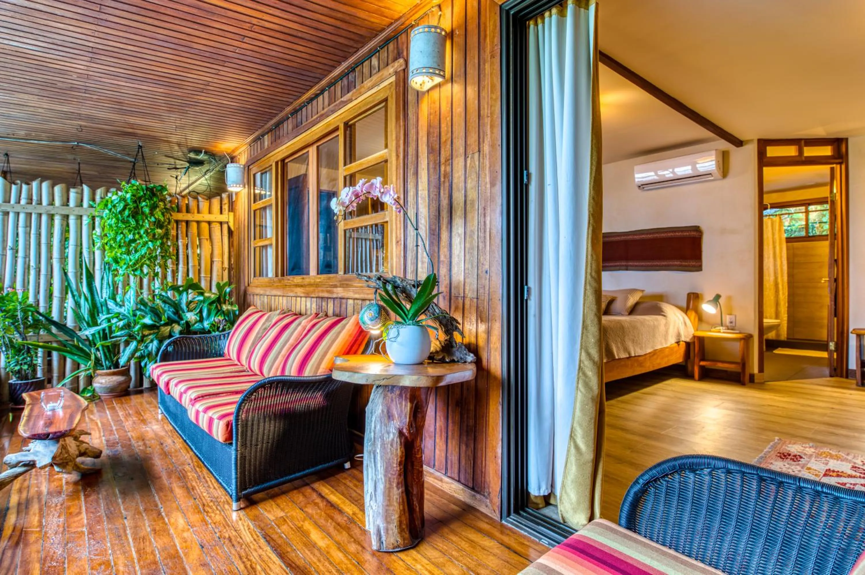 Balcony/Terrace, Bed in Hotel Amor de Mar