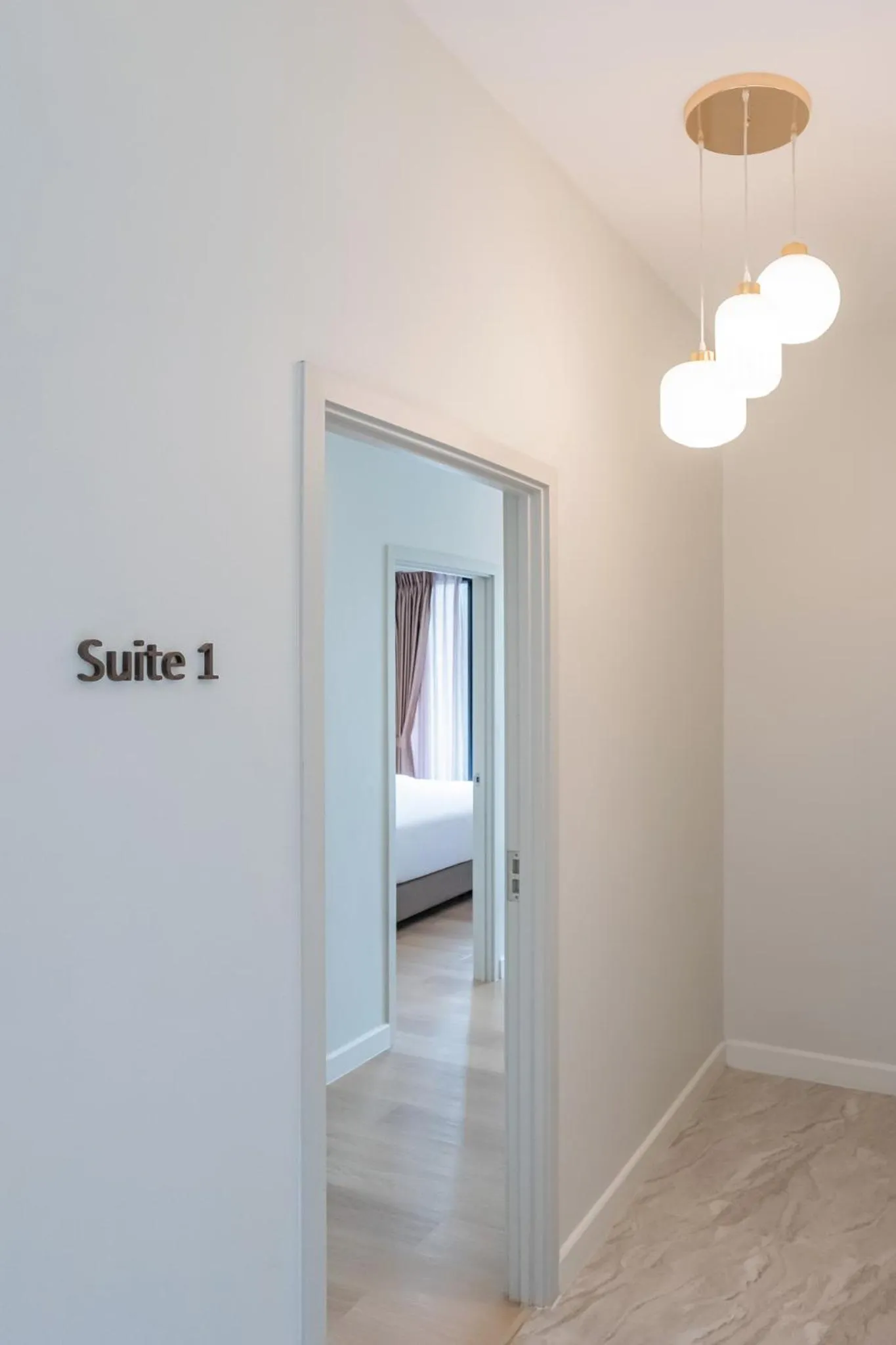 Photo of the whole room, Bed in Wellington Hotel Prachuapkhirikhan