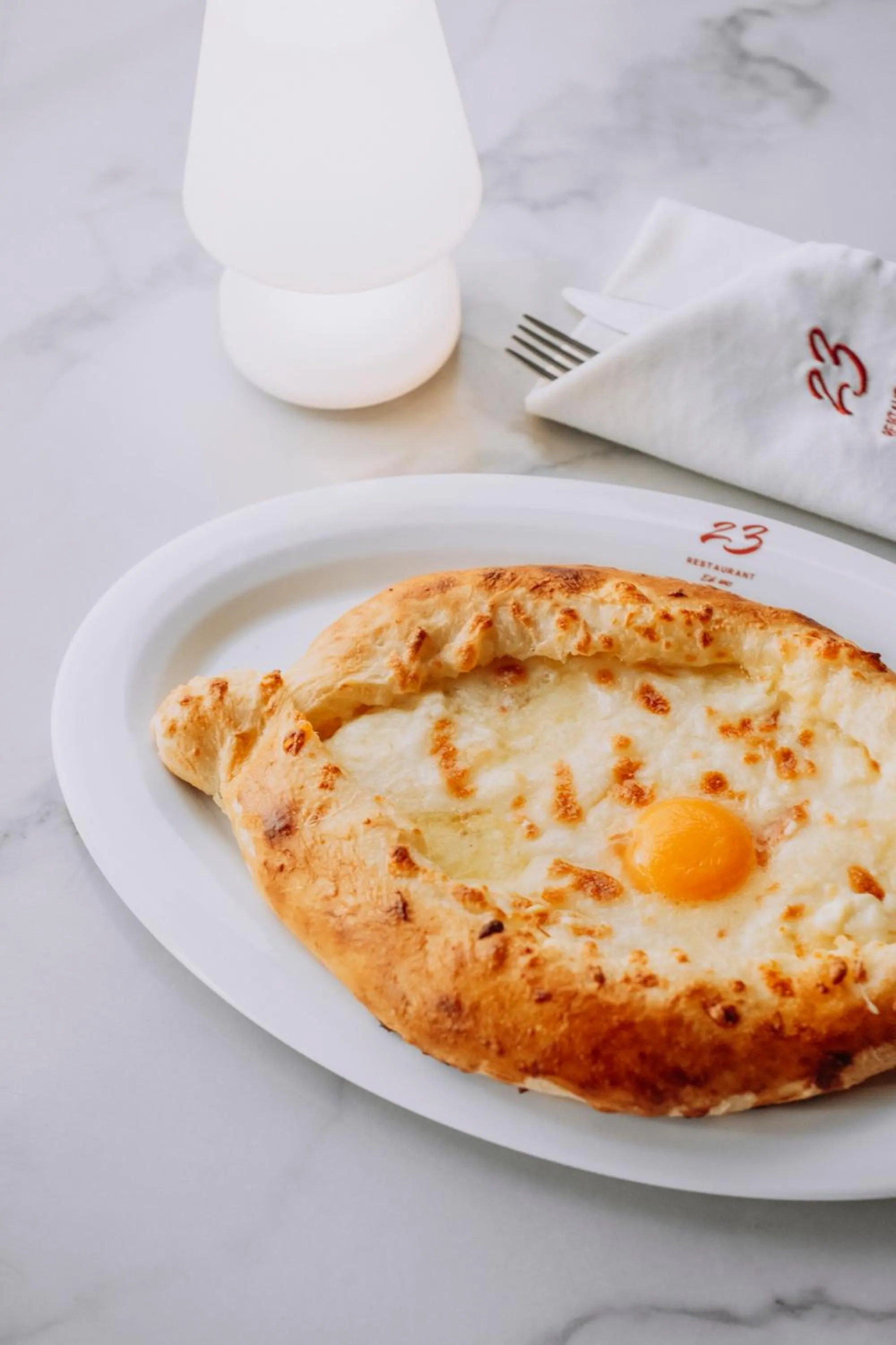 Restaurant/places to eat in Castor & Pollux Hotel