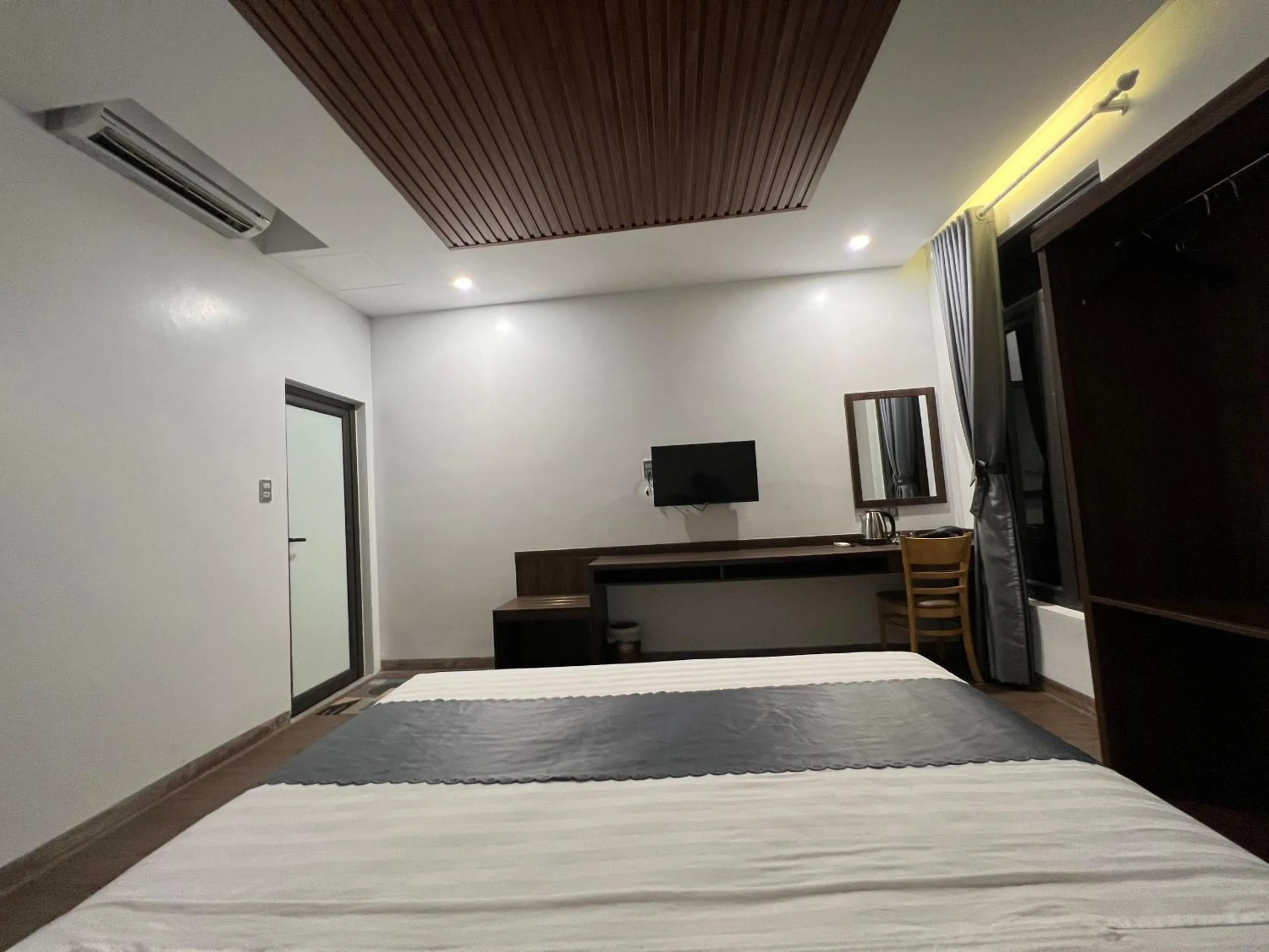 Communal lounge/ TV room, Bed in Happy House Moc Chau