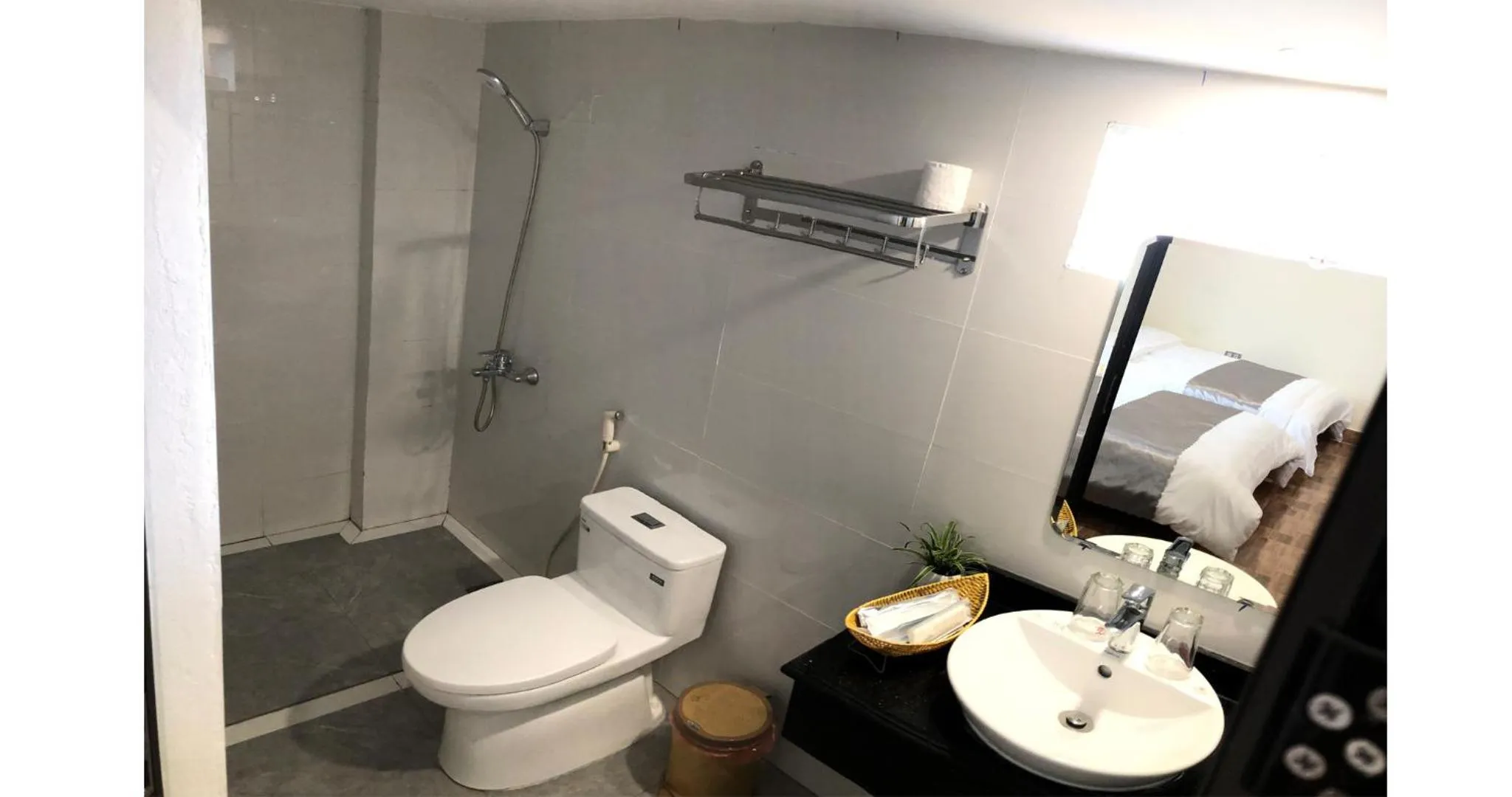 Shower in Happy House Moc Chau