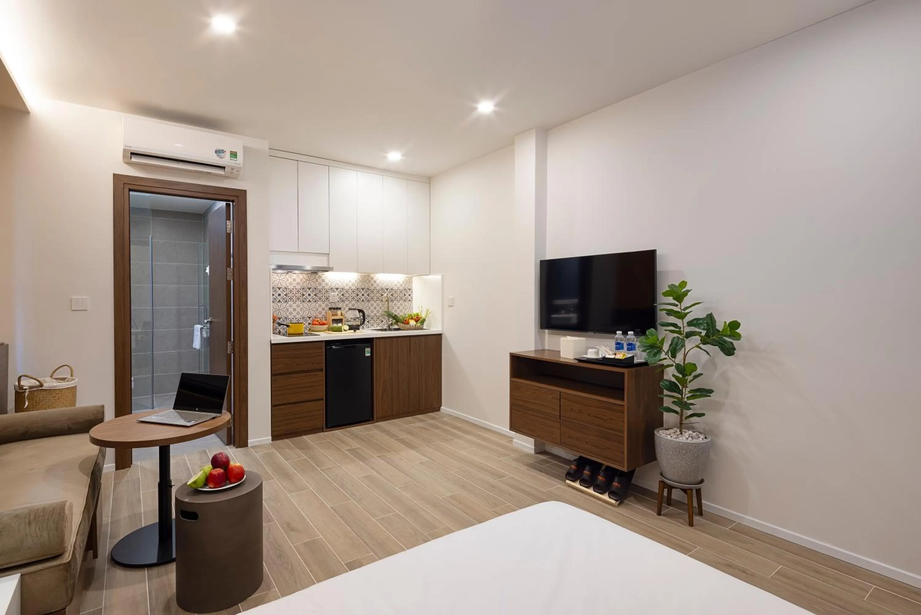 TV and multimedia in Terracotta Villa Saigon