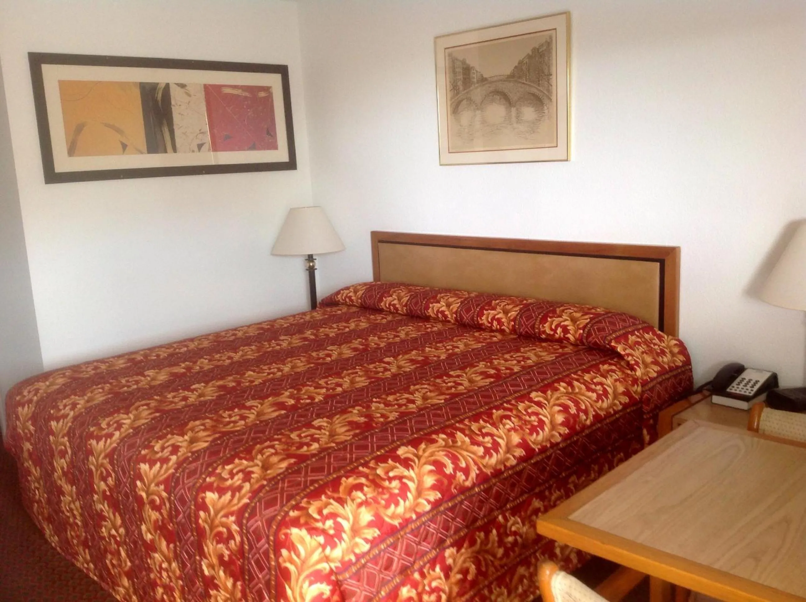 Hamilton Inn