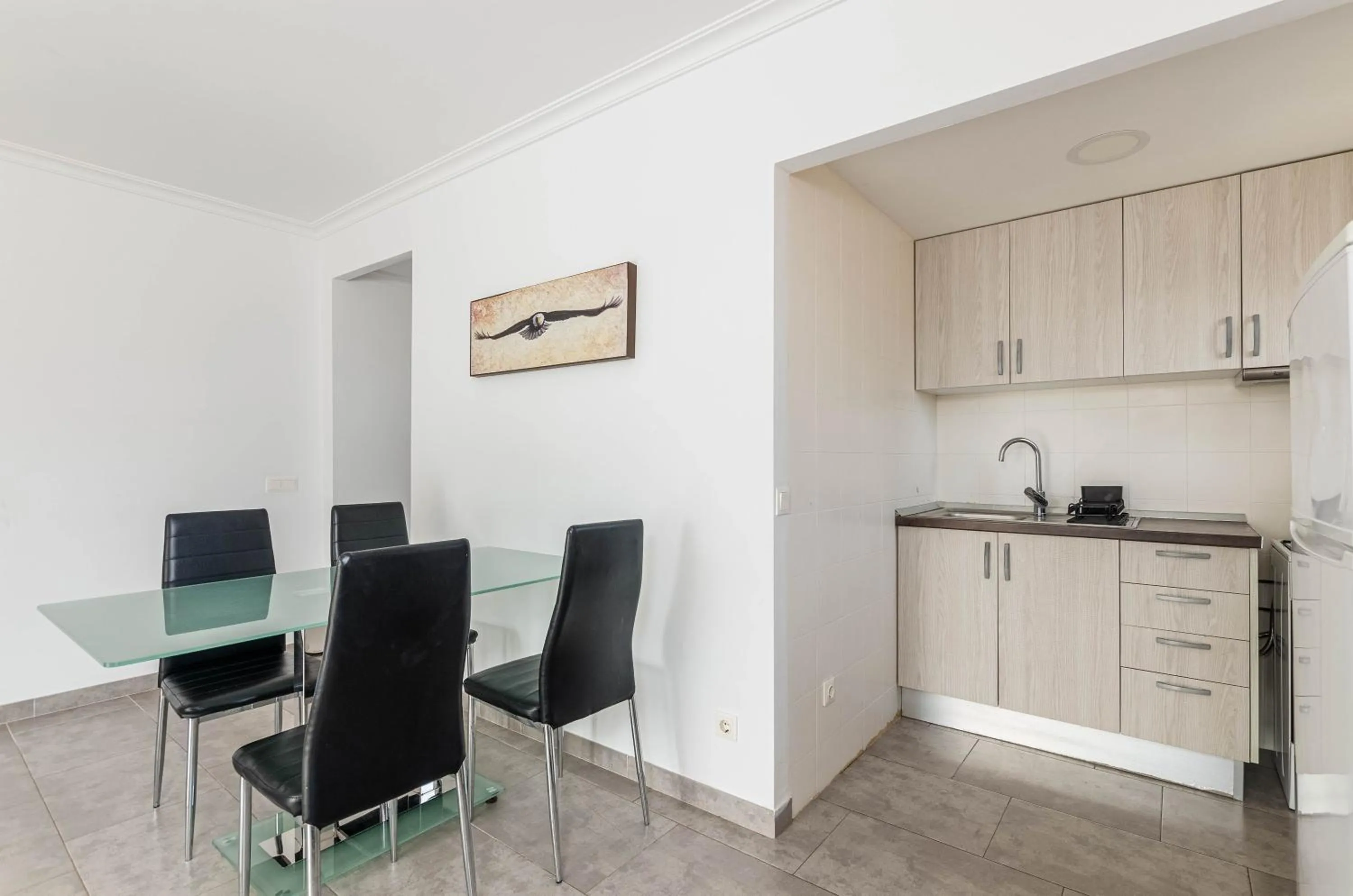 Kitchen or kitchenette in Acapulco Apartments