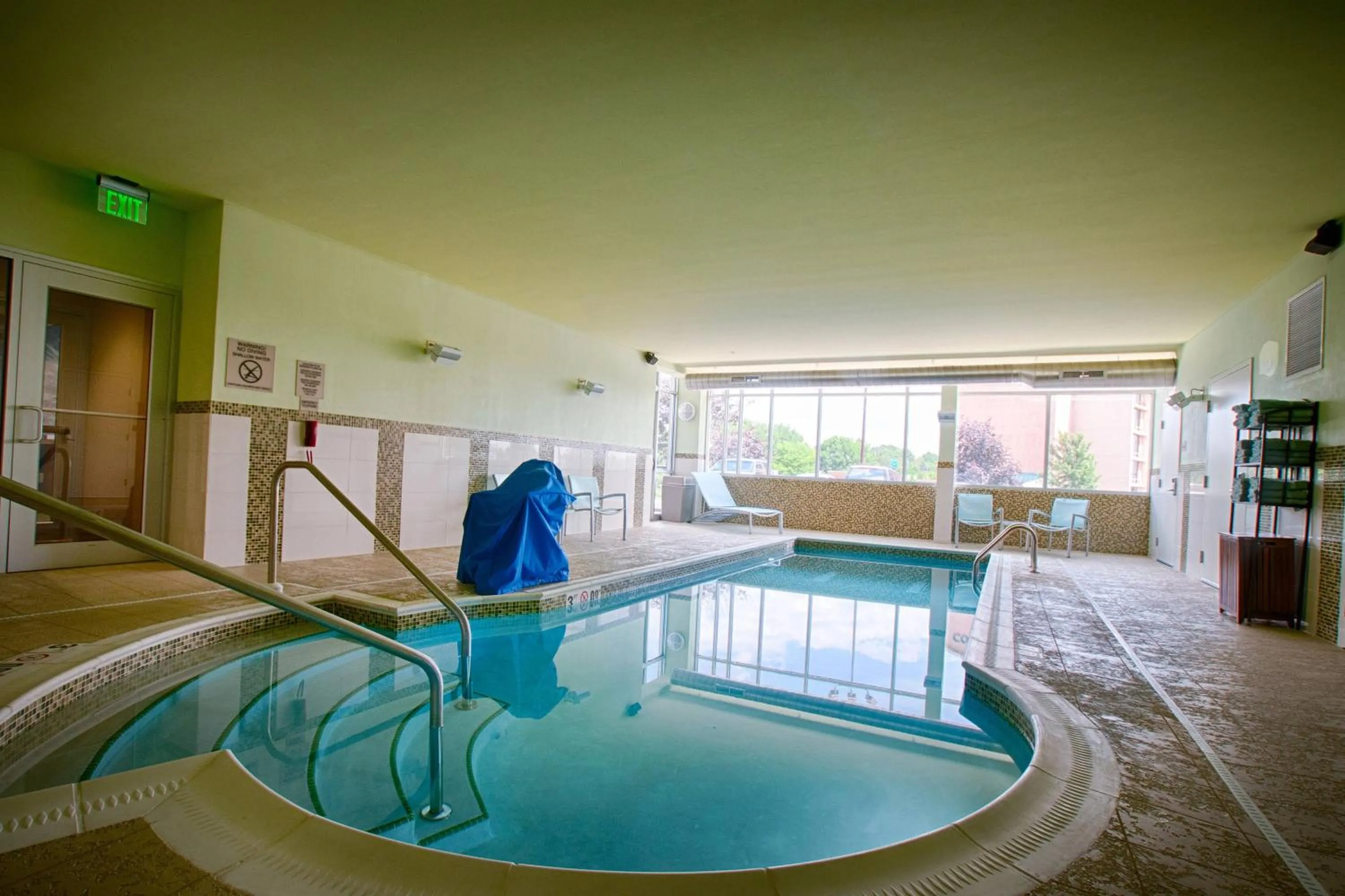 Swimming pool in SpringHill Suites by Marriott Canton