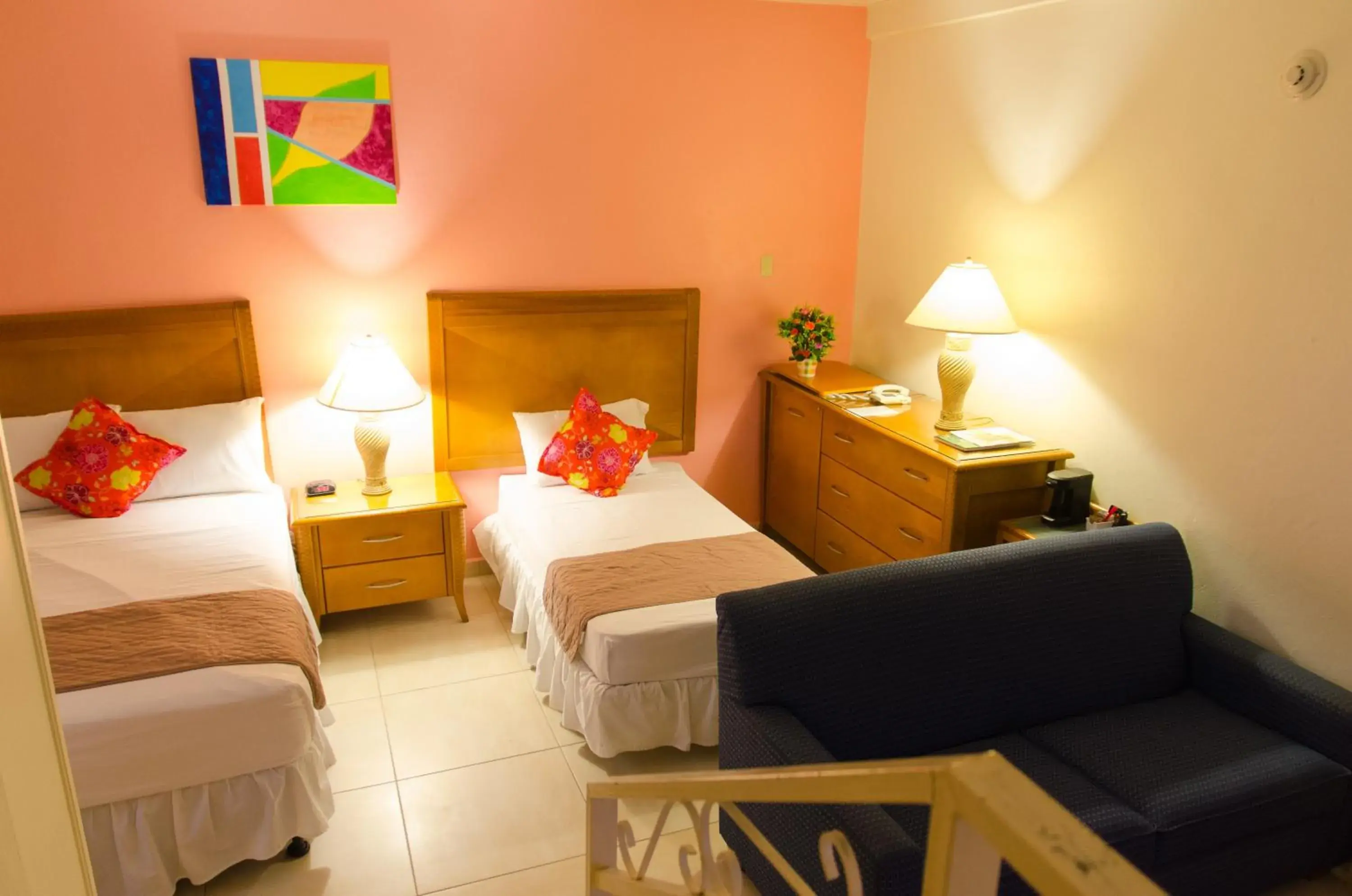 Bedroom, Bed in Alicia's Inn Bedroom, Bed in Alicia's Inn