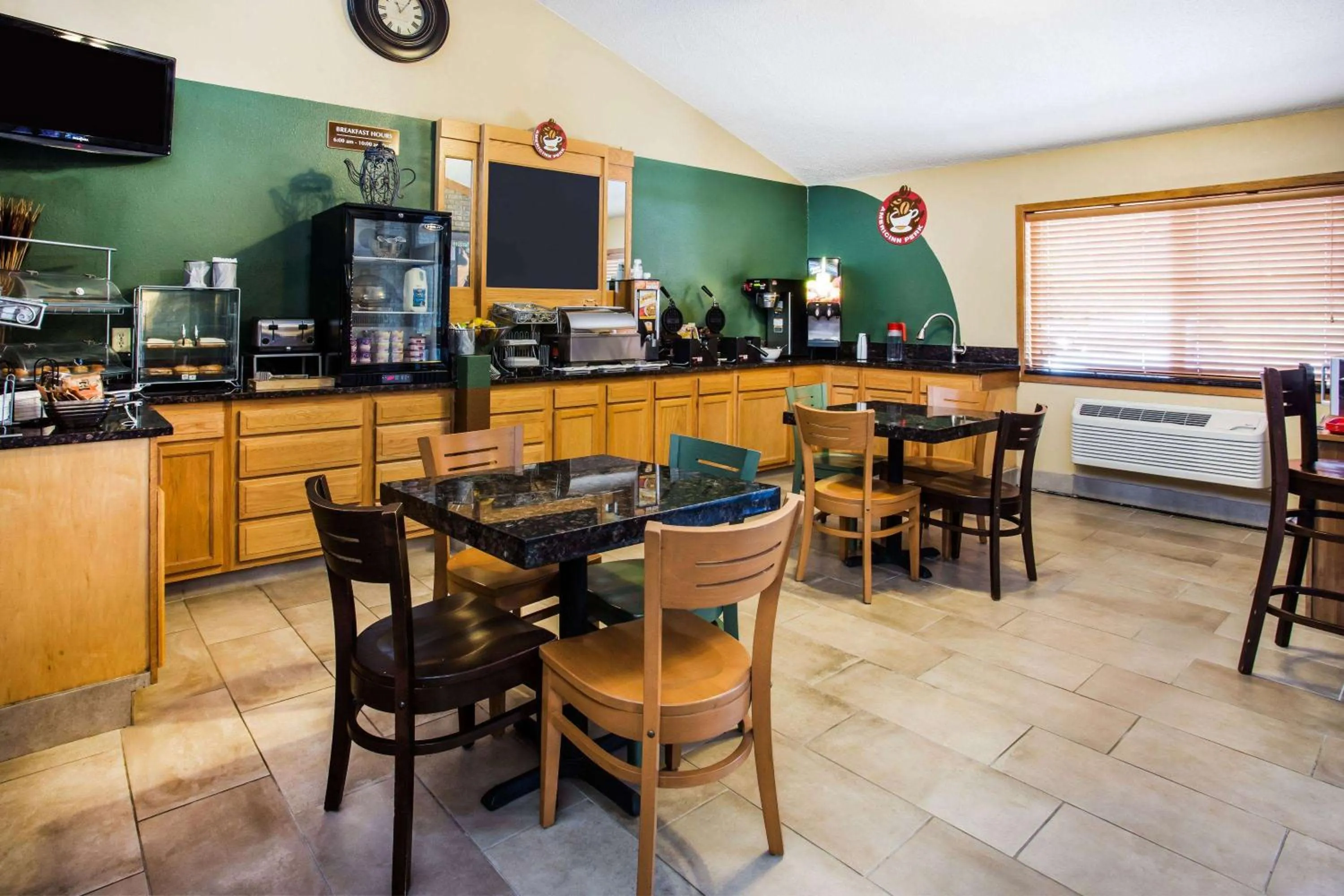 Restaurant/places to eat in AmericInn by Wyndham Menomonie