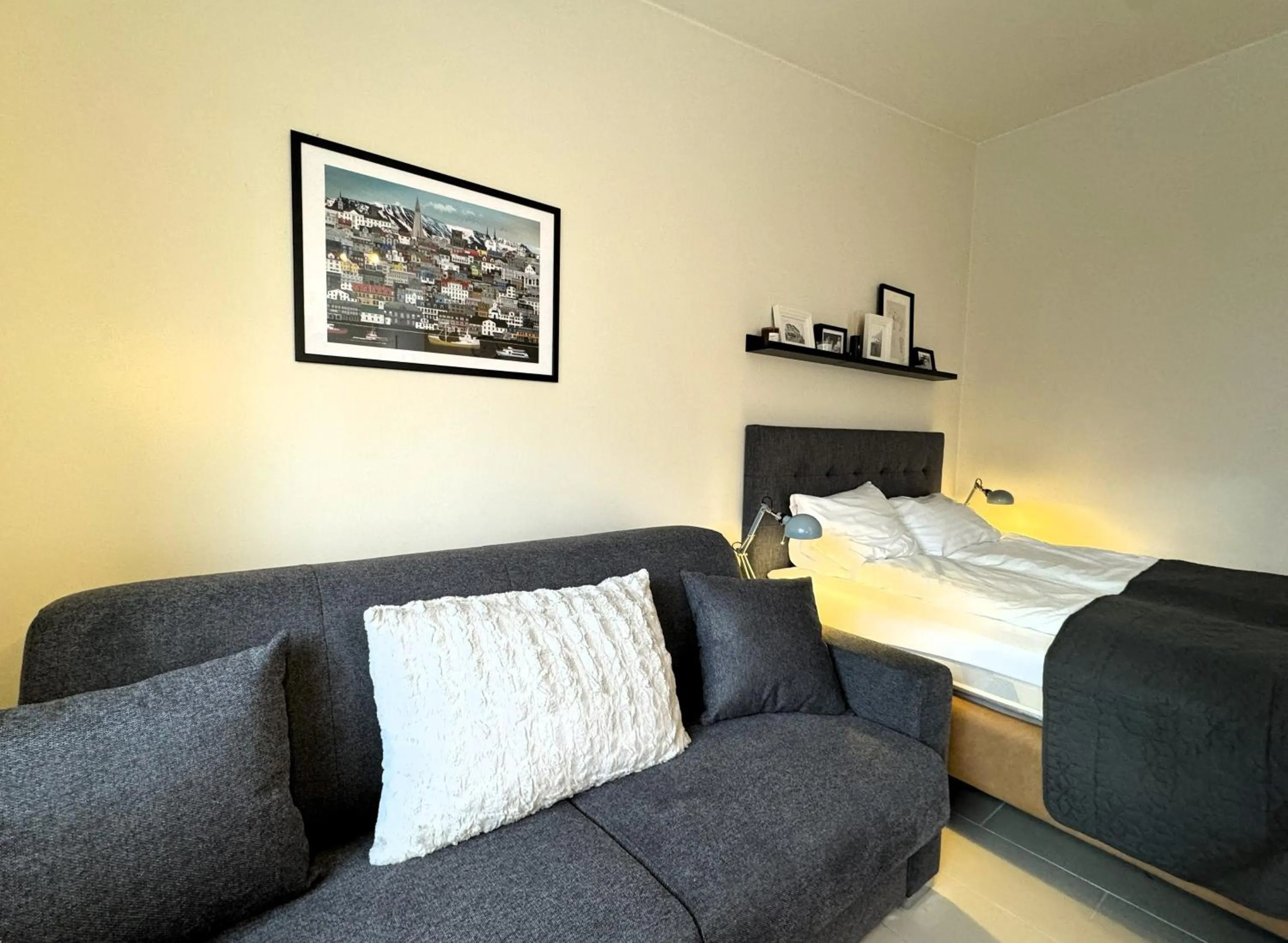 Bedroom, Bed in Day Dream Mjostraeti 10a