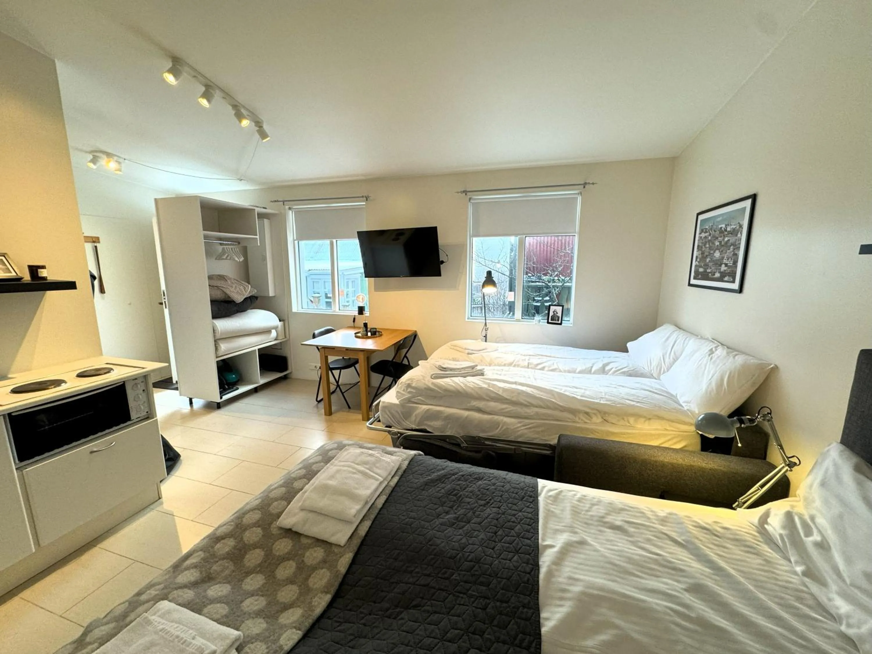 Bedroom, Bed in Day Dream Mjostraeti 10a