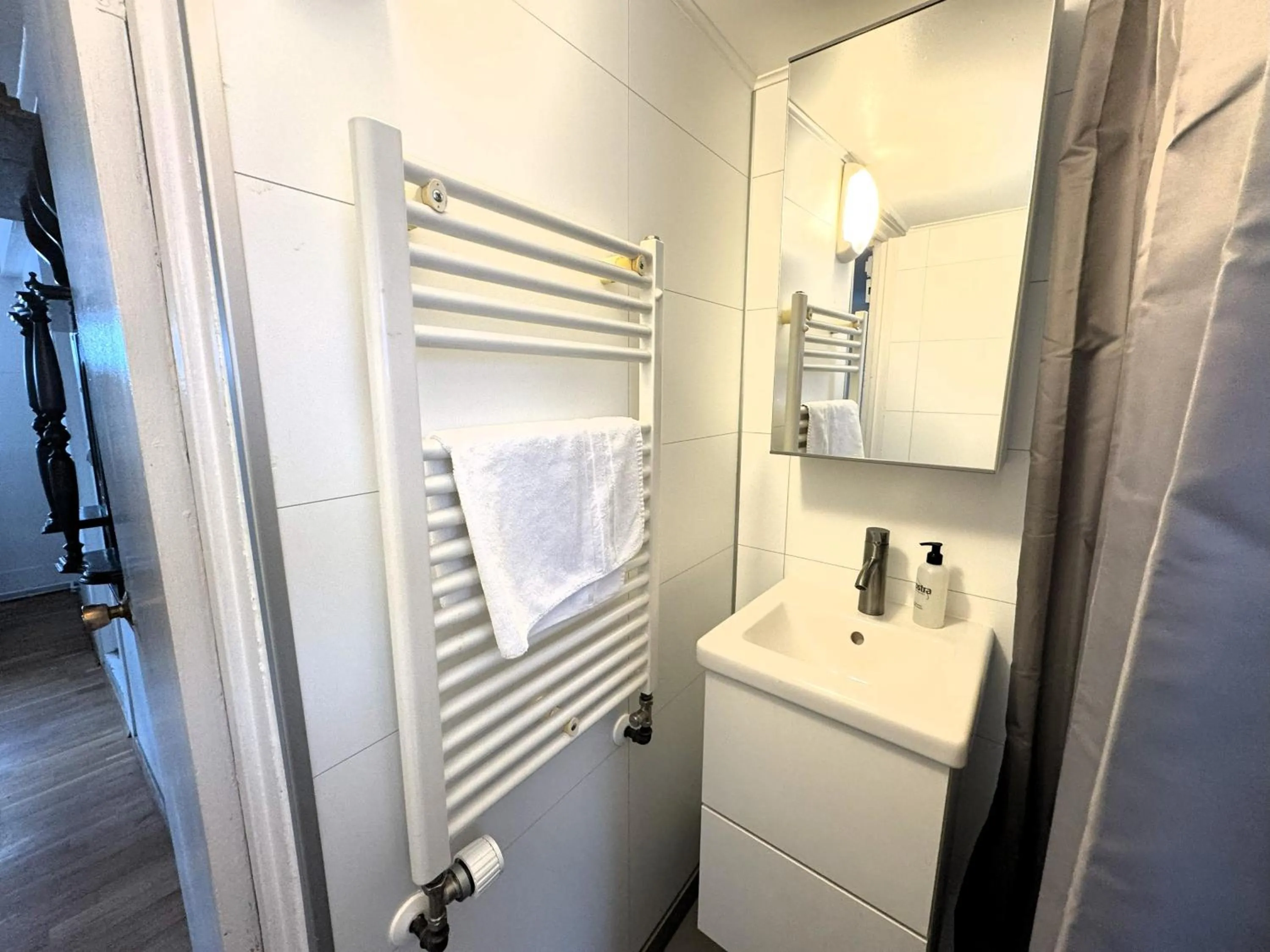 Bathroom in Day Dream Mjostraeti 10a