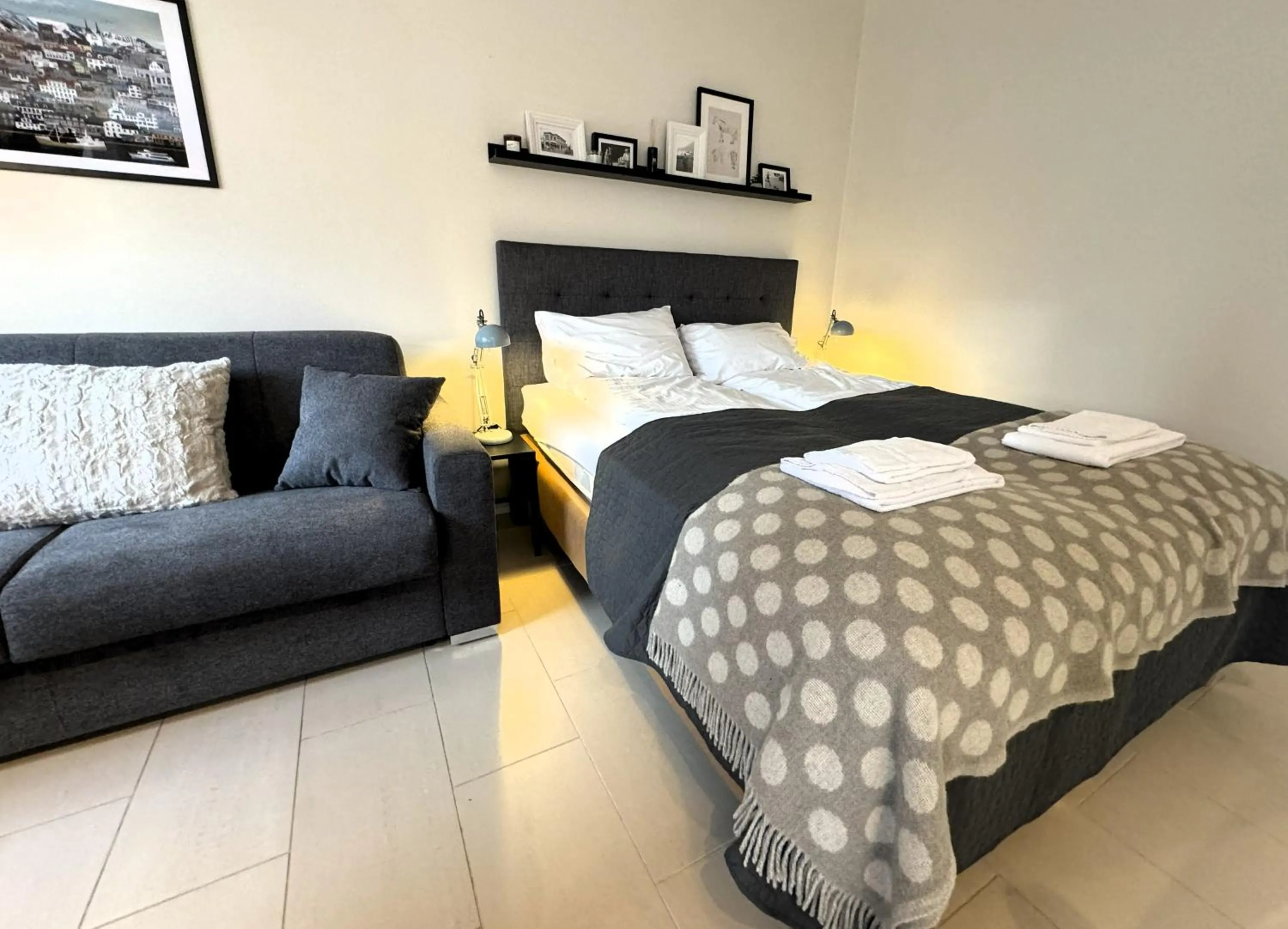 Bedroom, Bed in Day Dream Mjostraeti 10a