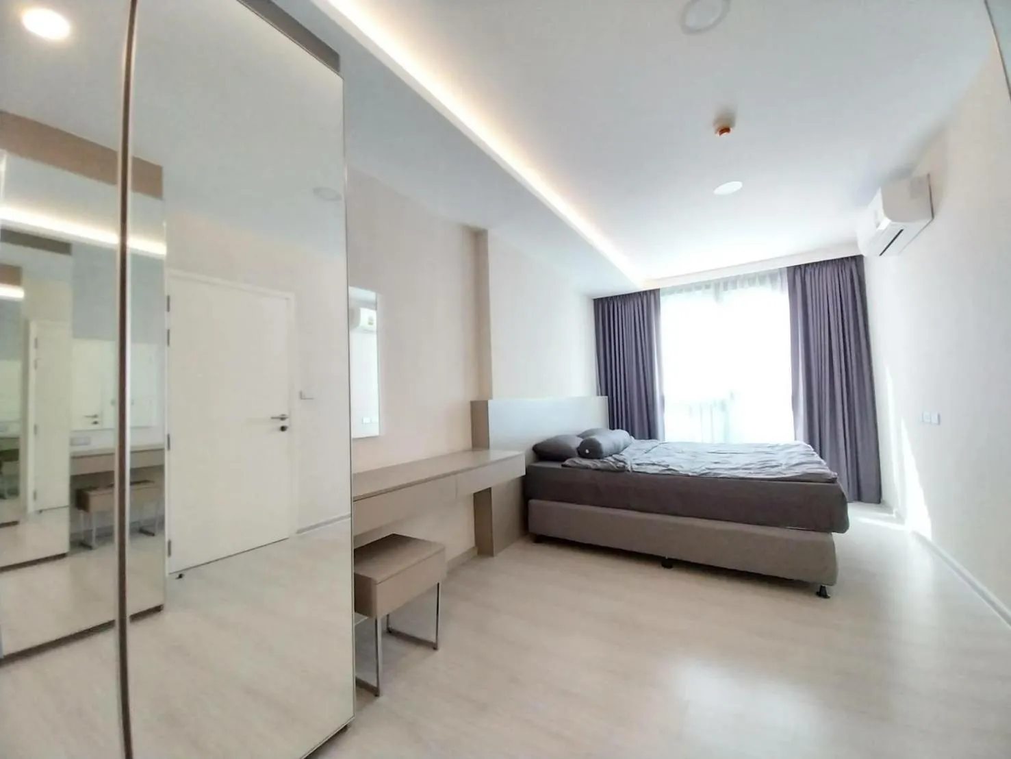 Bedroom in Bangkok Sukhumvit 36 Vtara