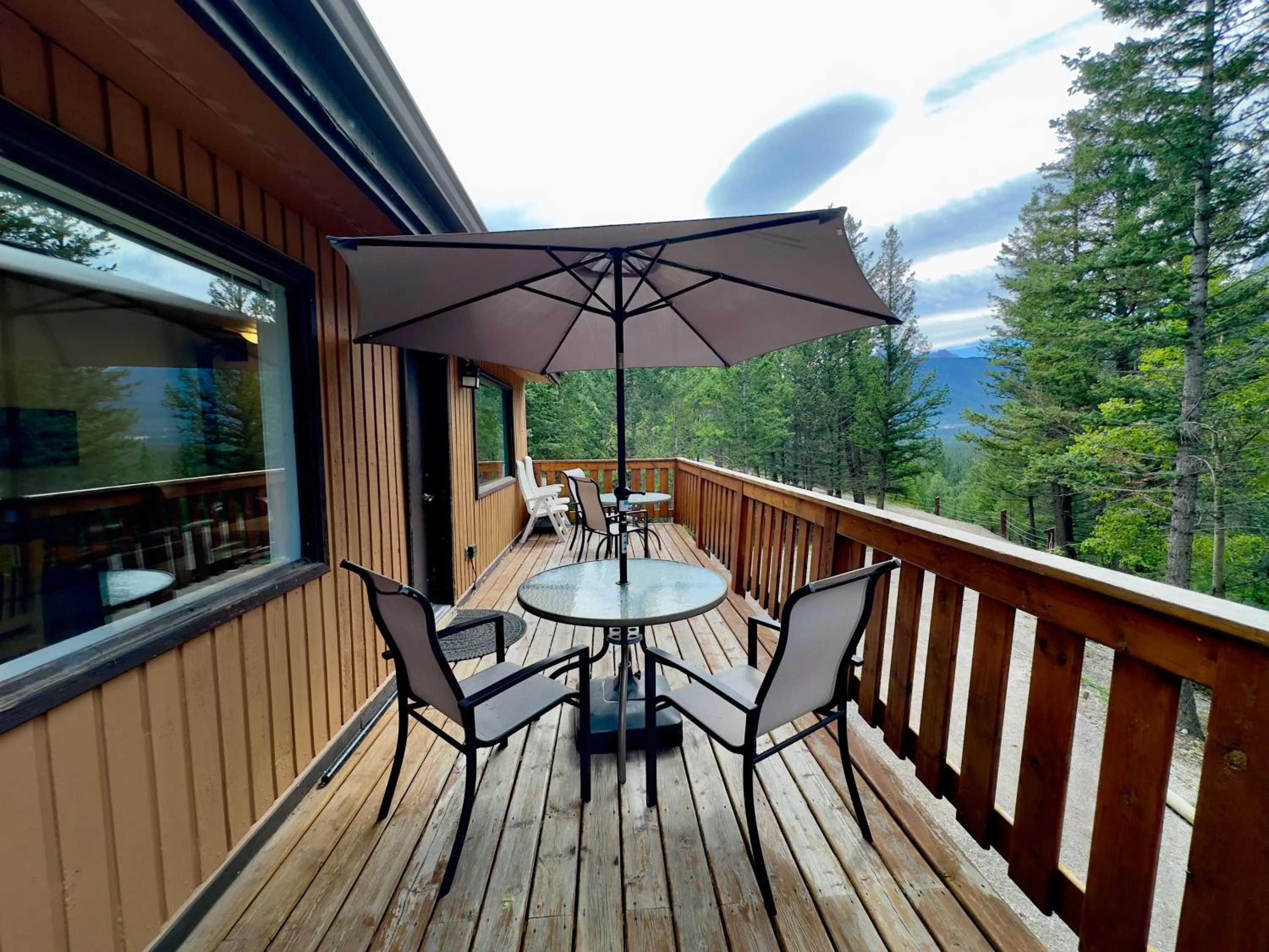 Patio in Canmore Alpine Hostel - Alpine Club of Canada