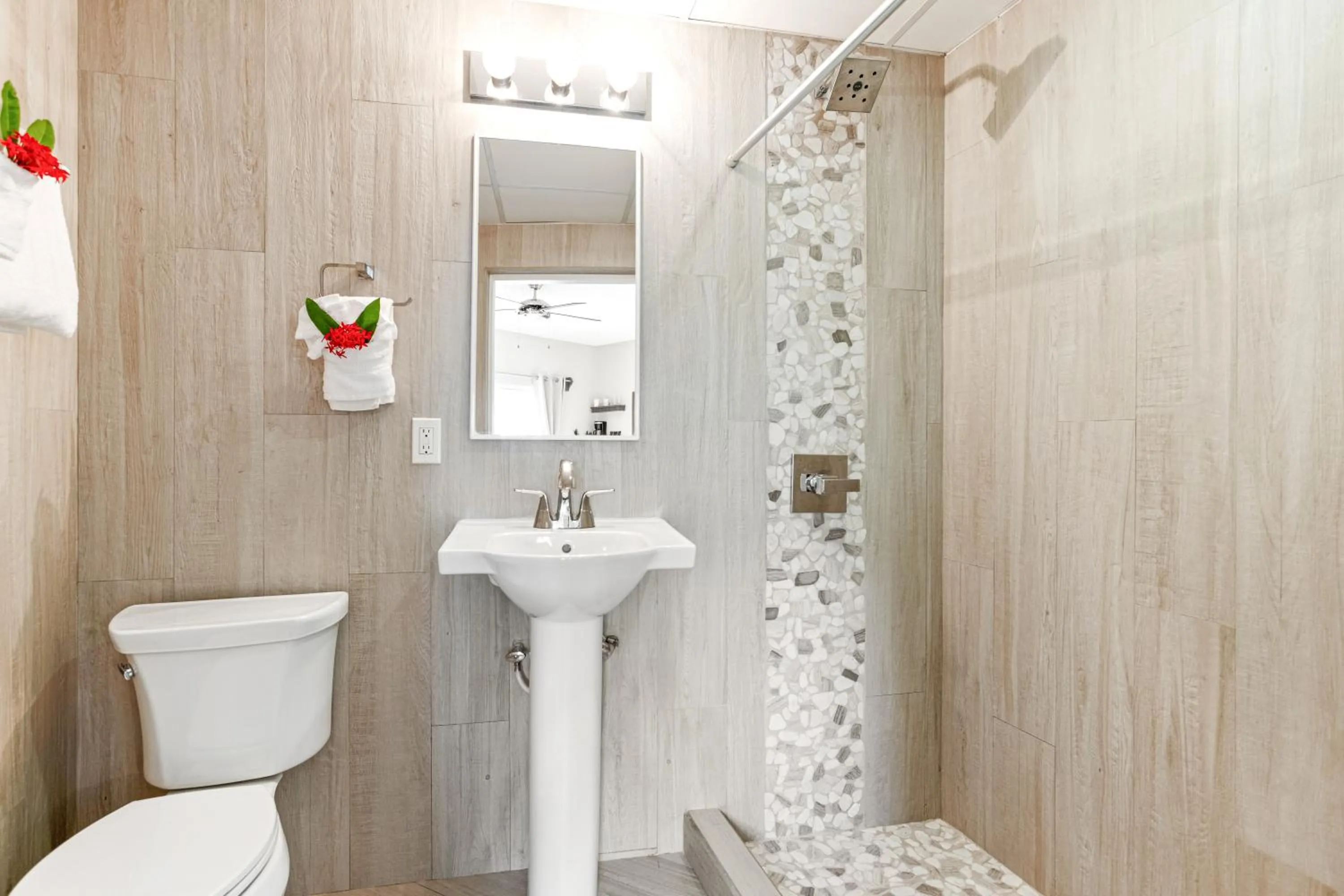 Toilet in Bananas On The Beach