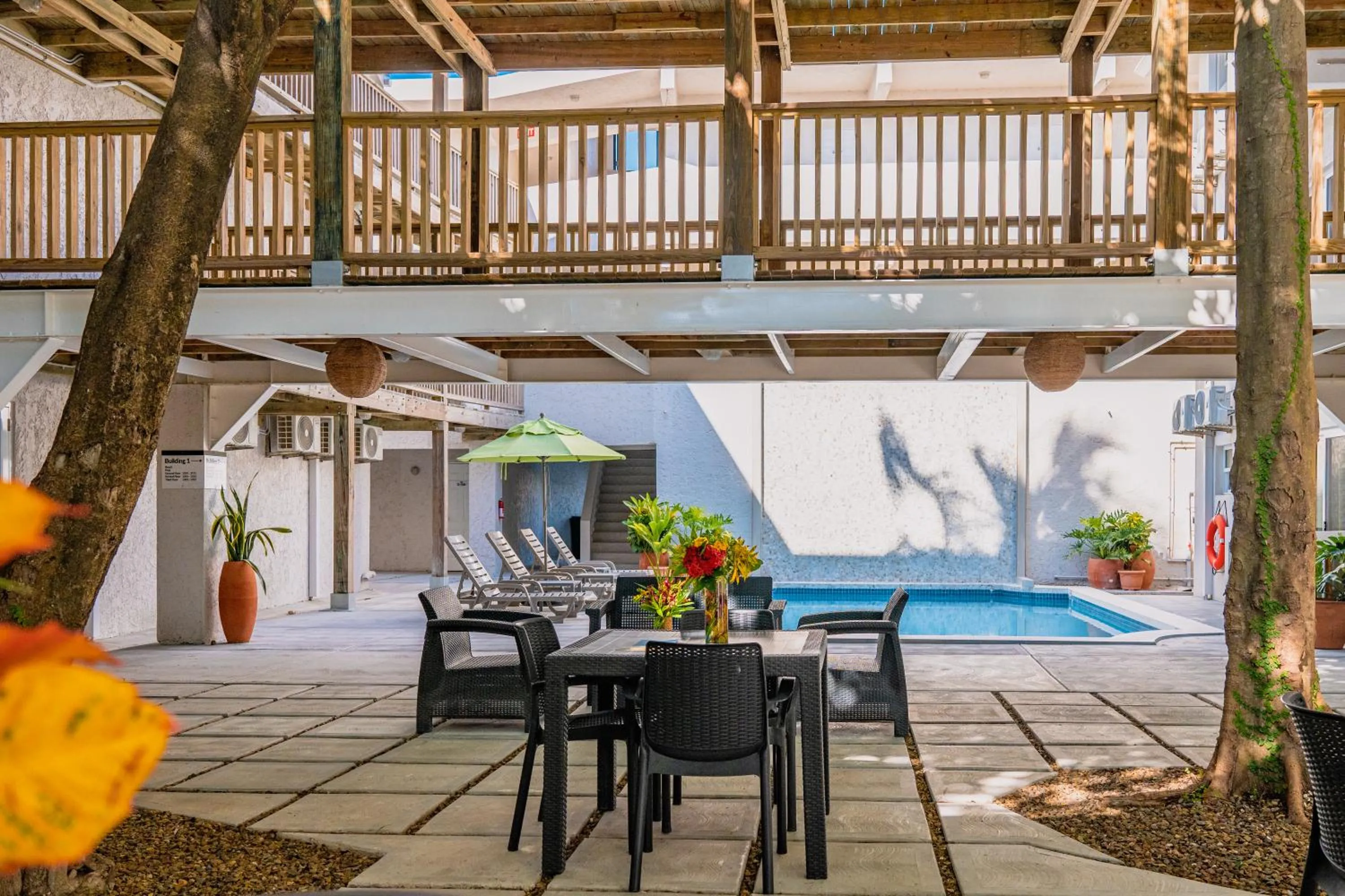 Patio in Bananas On The Beach