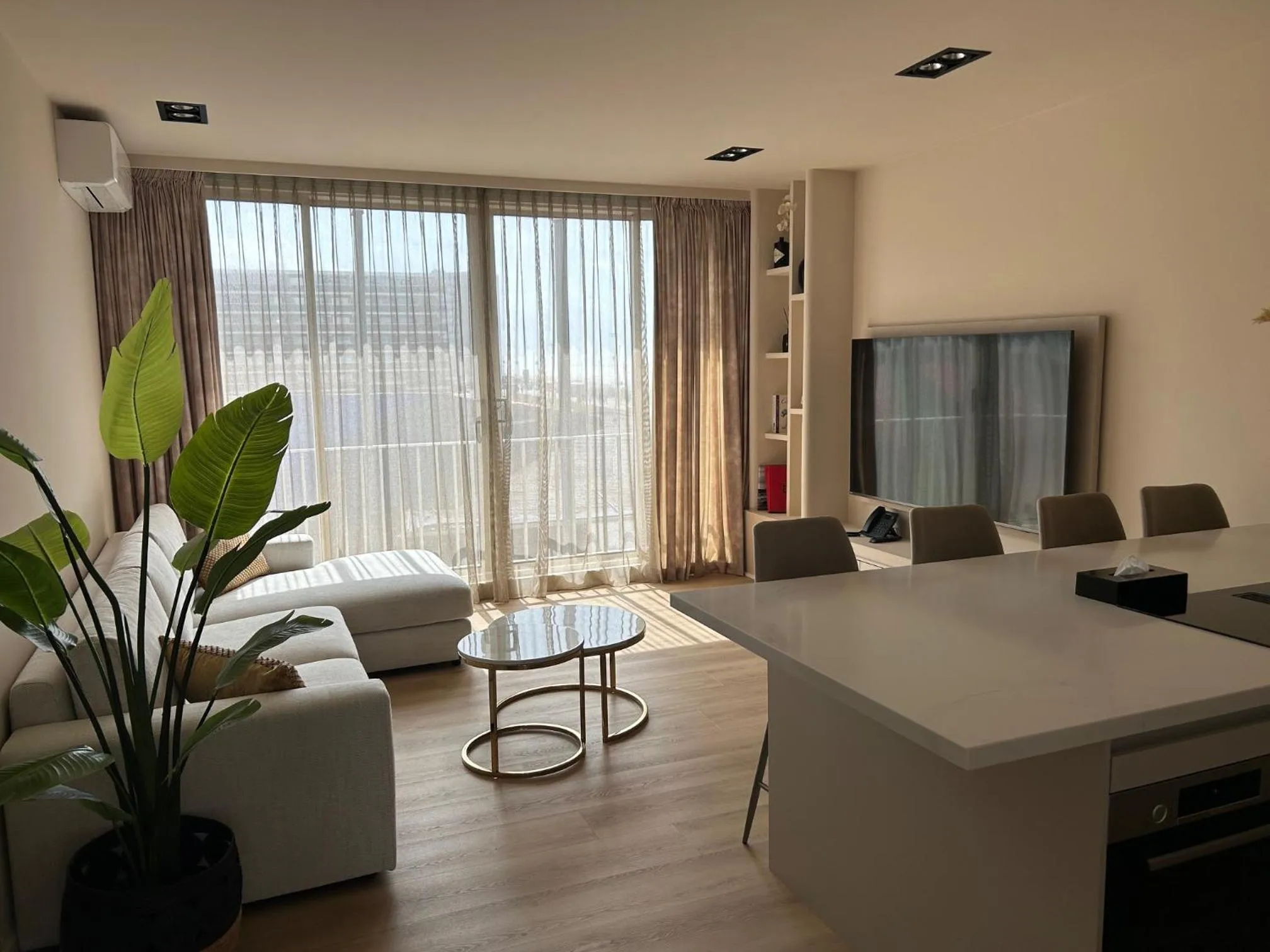 TV and multimedia in Palace Hotel Zandvoort