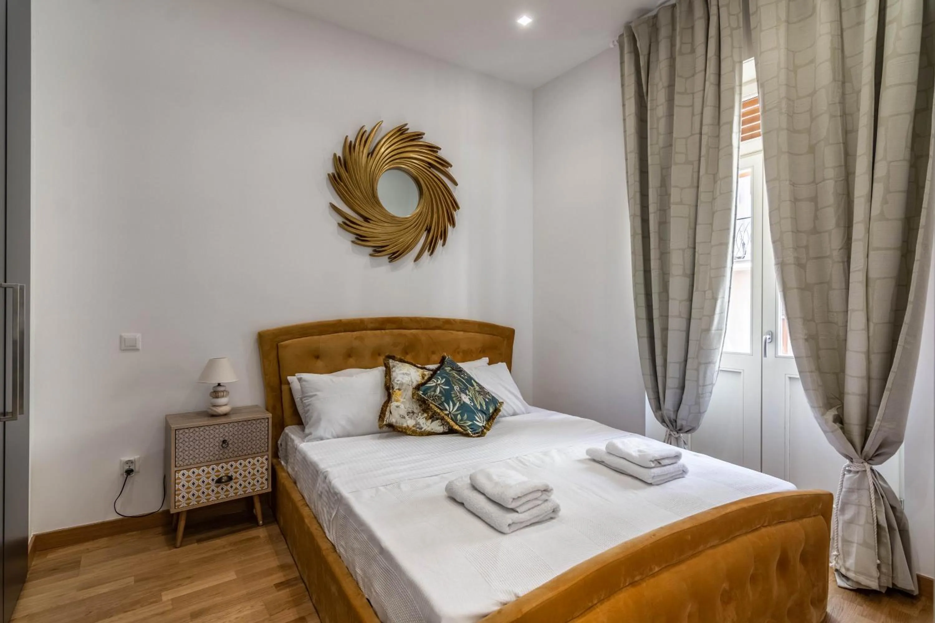 Bedroom, Bed in De lenco Residence 2