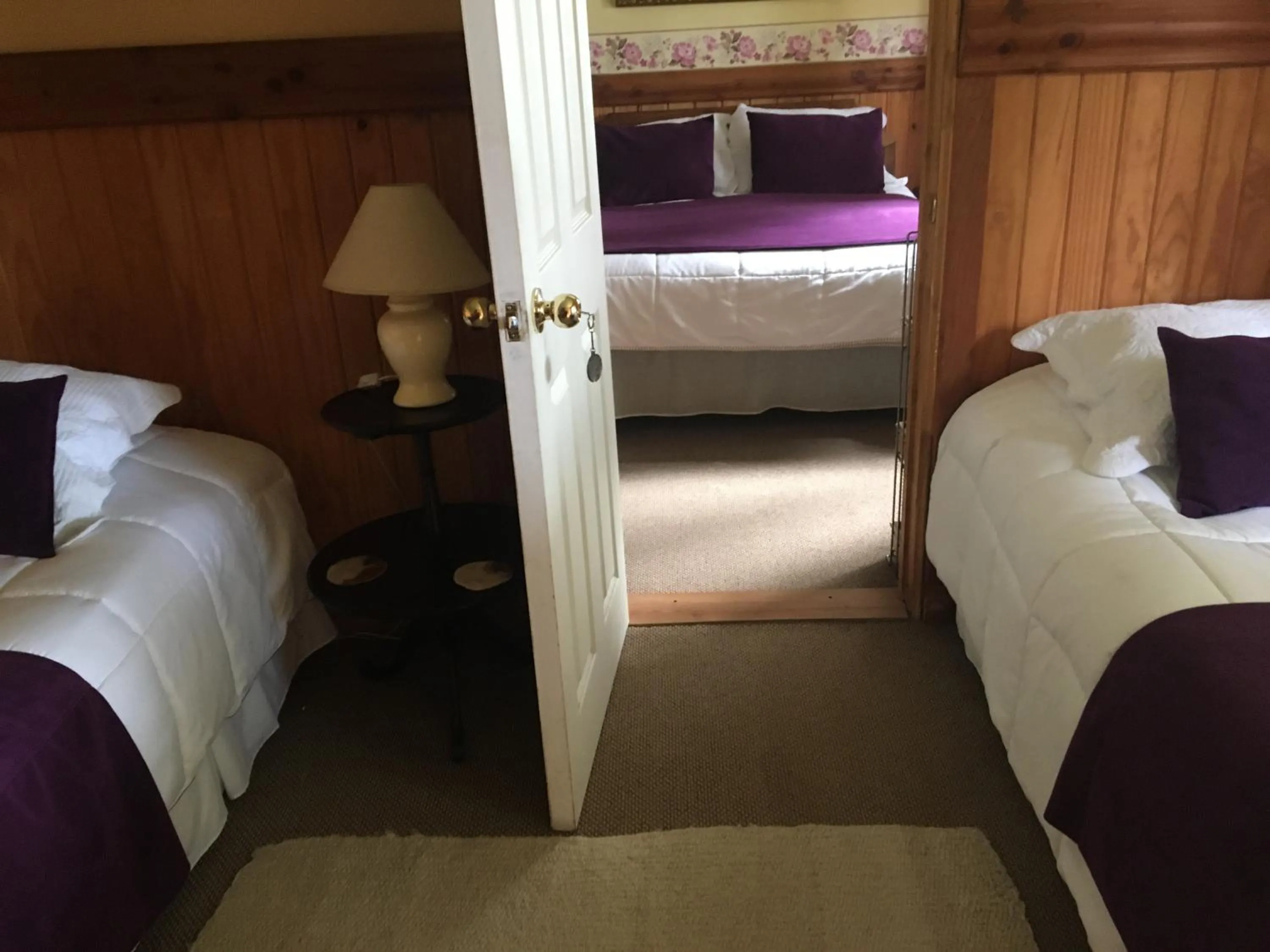 Bed in Merken Bed & Breakfast