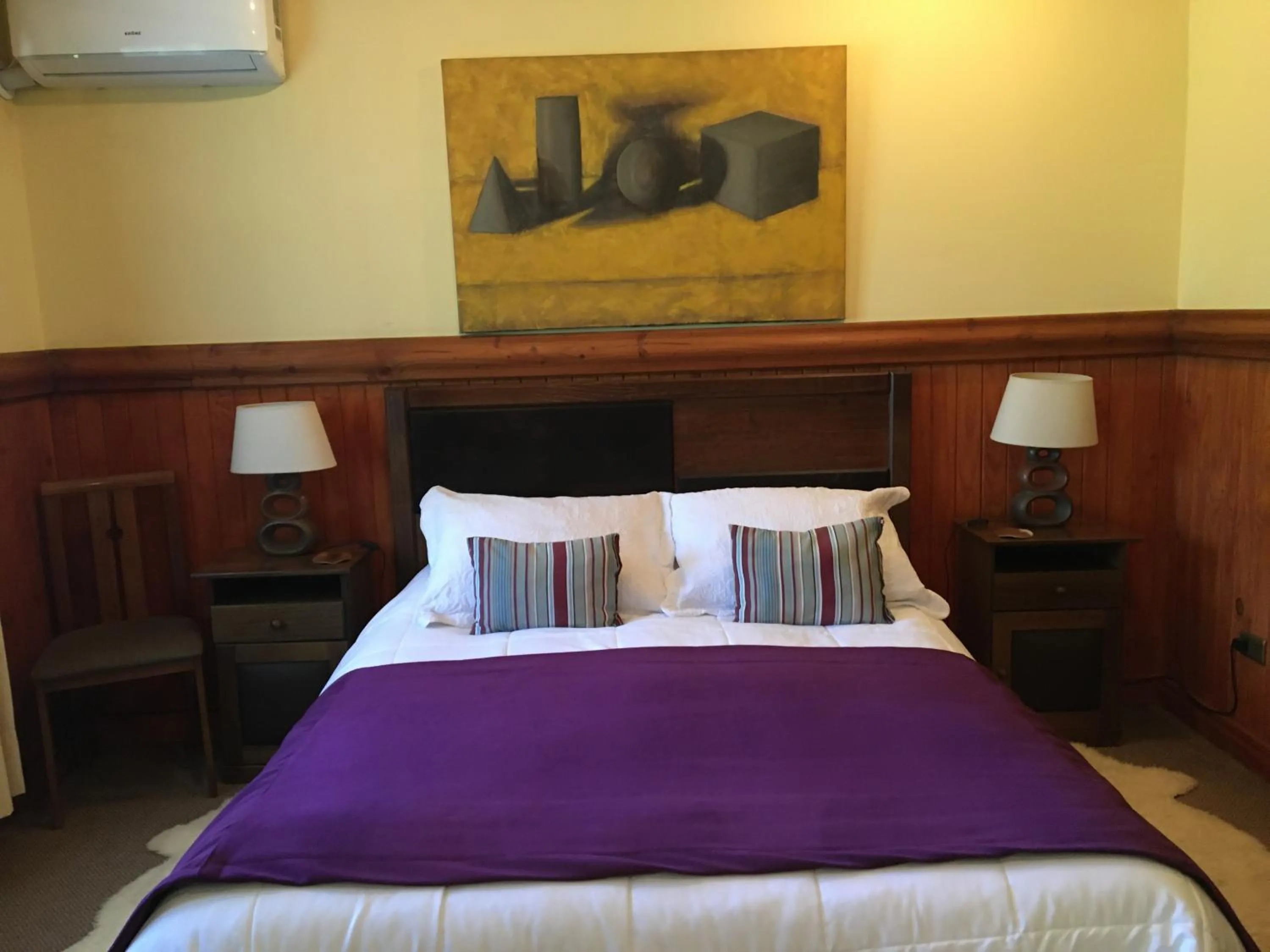 Bed in Merken Bed & Breakfast