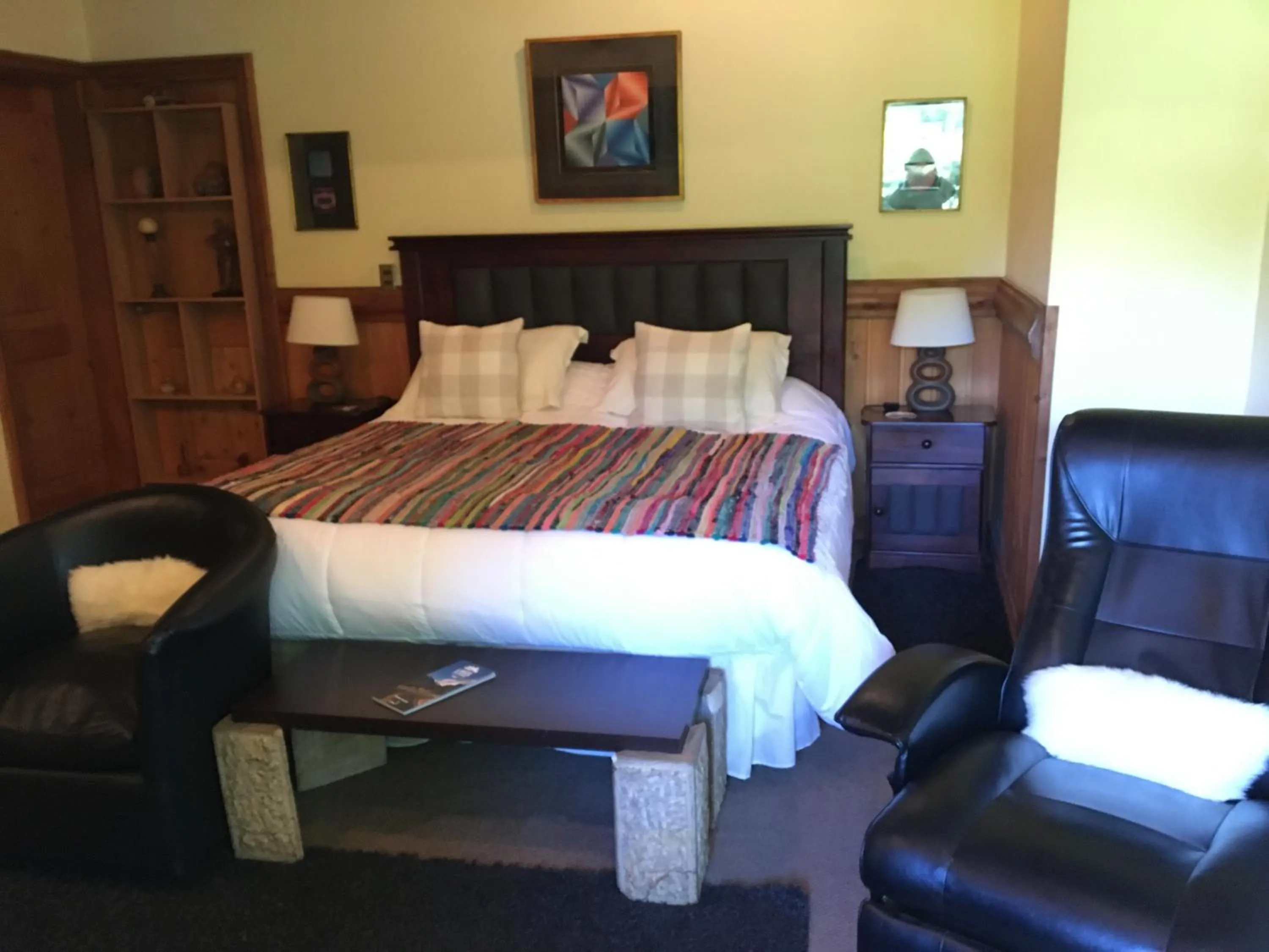 Bed in Merken Bed & Breakfast