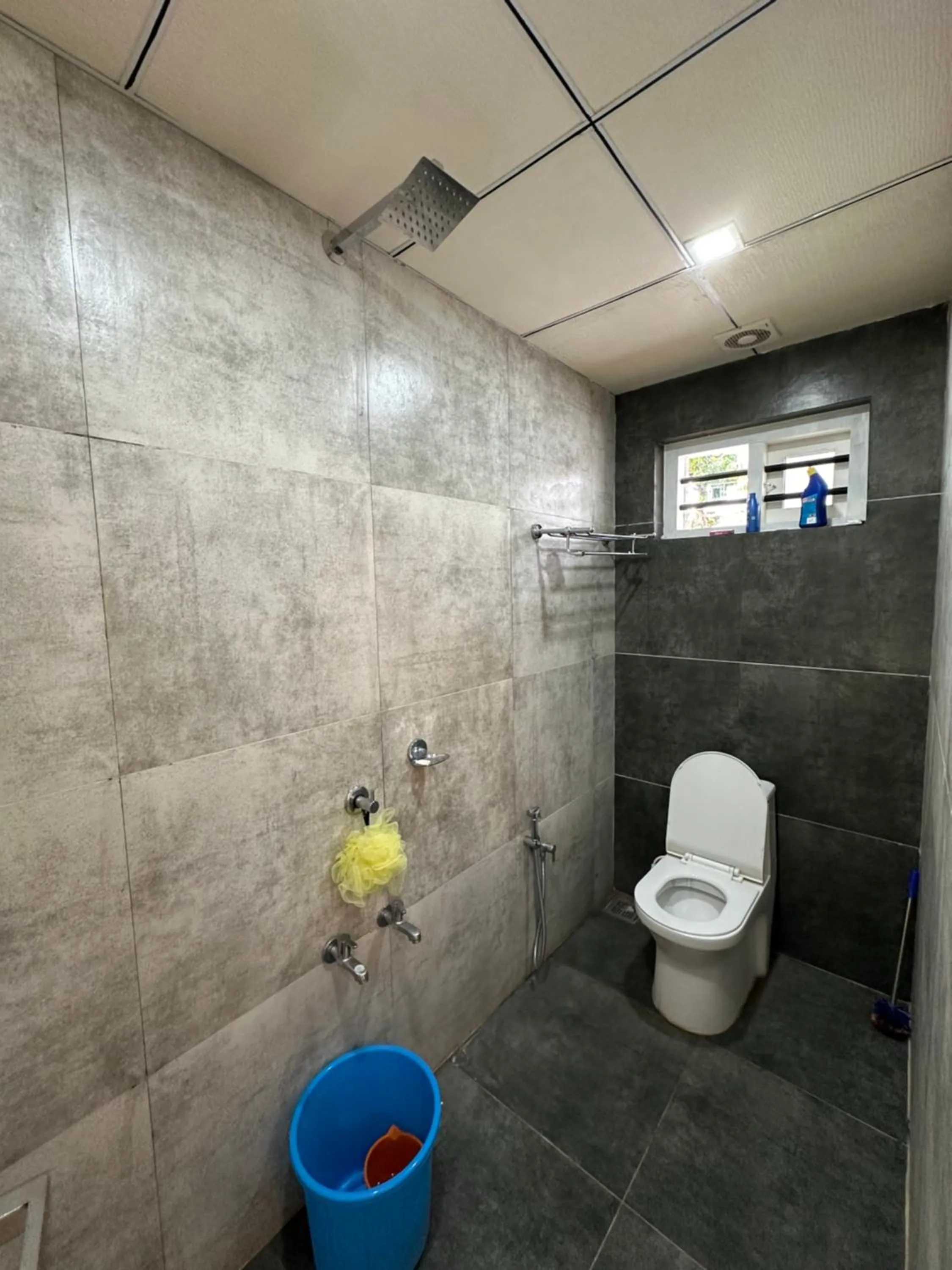 Toilet in SANTA MARIA HOSTEL MUNROE ISLAND