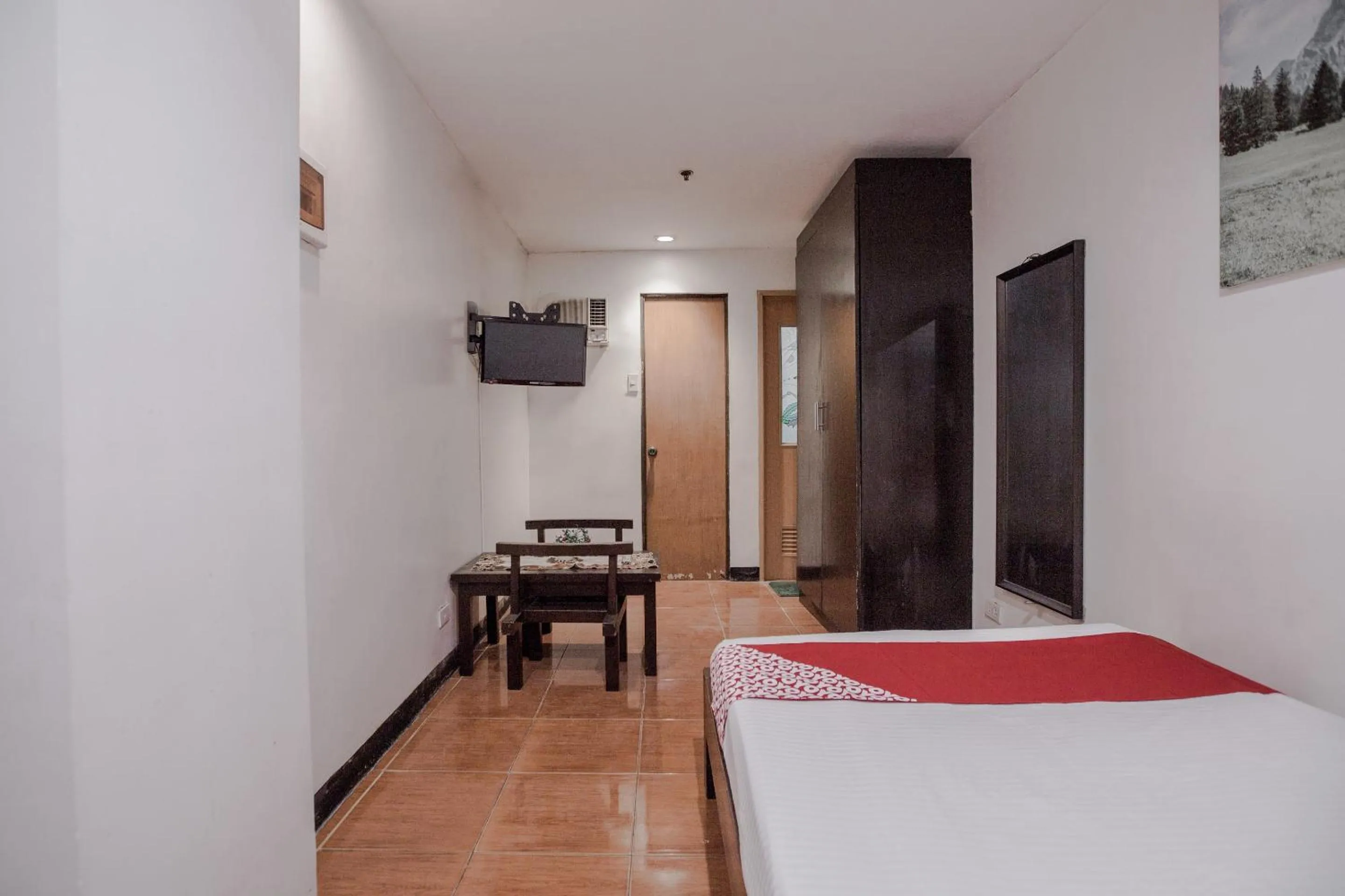 Bedroom, Bed in Super OYO 714 Haeinsa Condotel