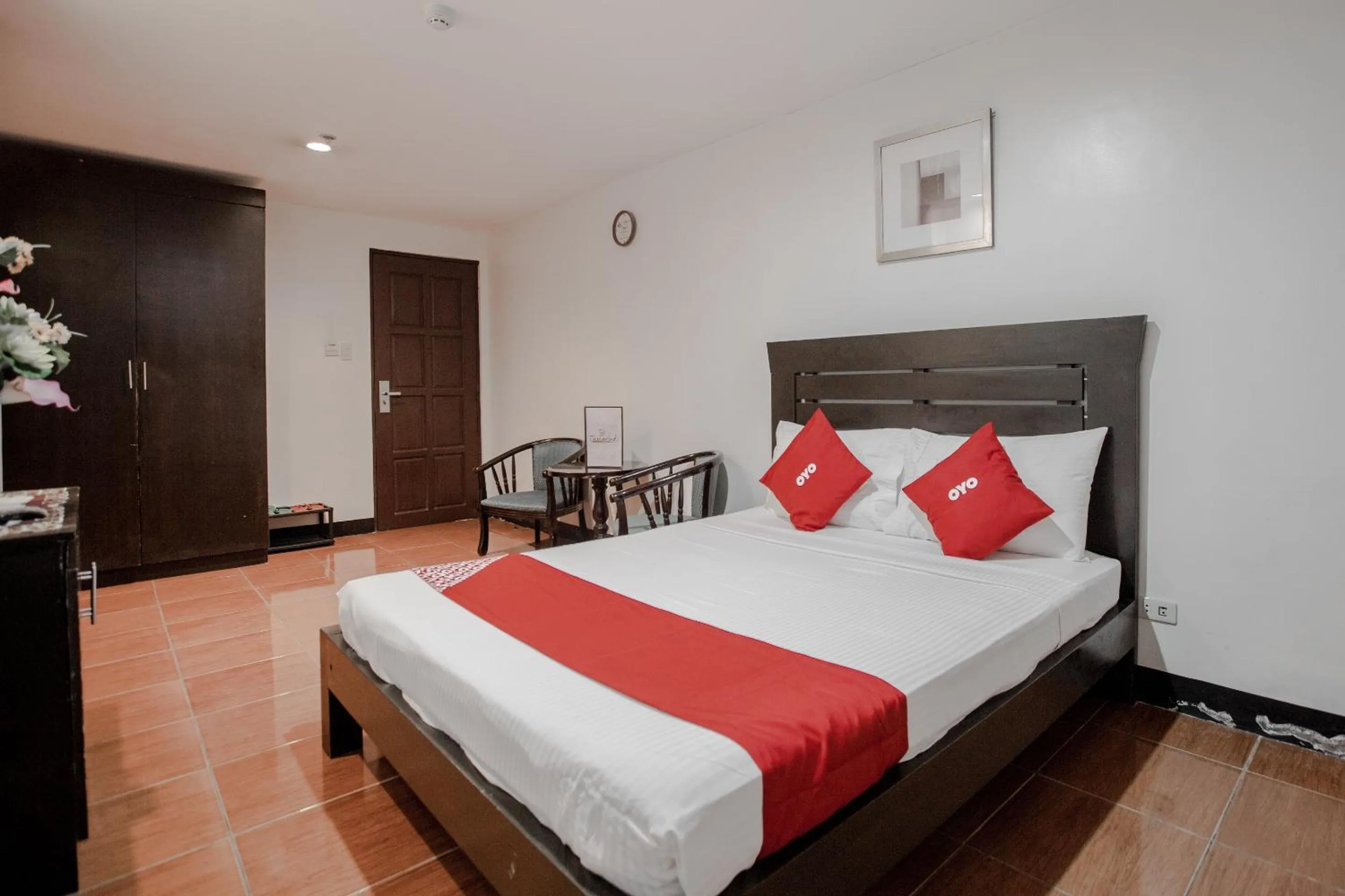 Bedroom, Bed in Super OYO 714 Haeinsa Condotel