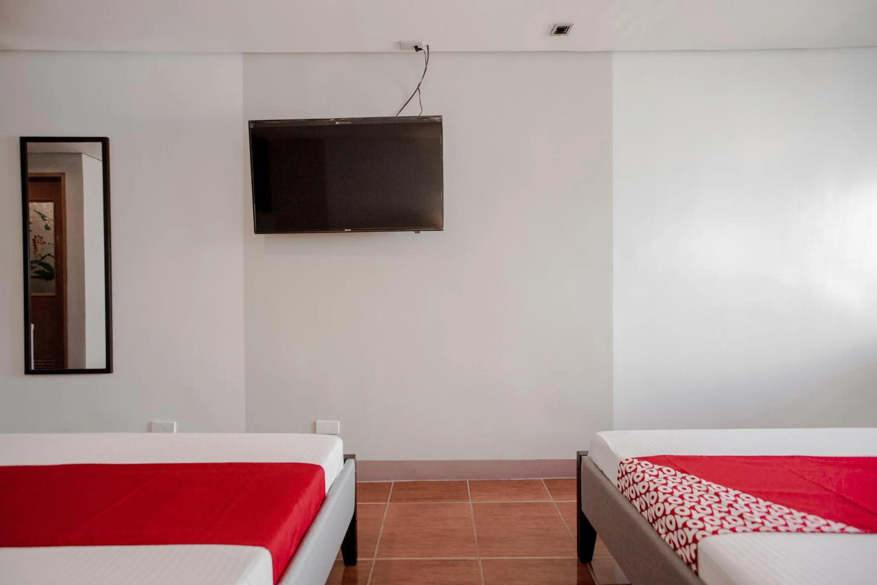 Bedroom, Bed in Super OYO 714 Haeinsa Condotel