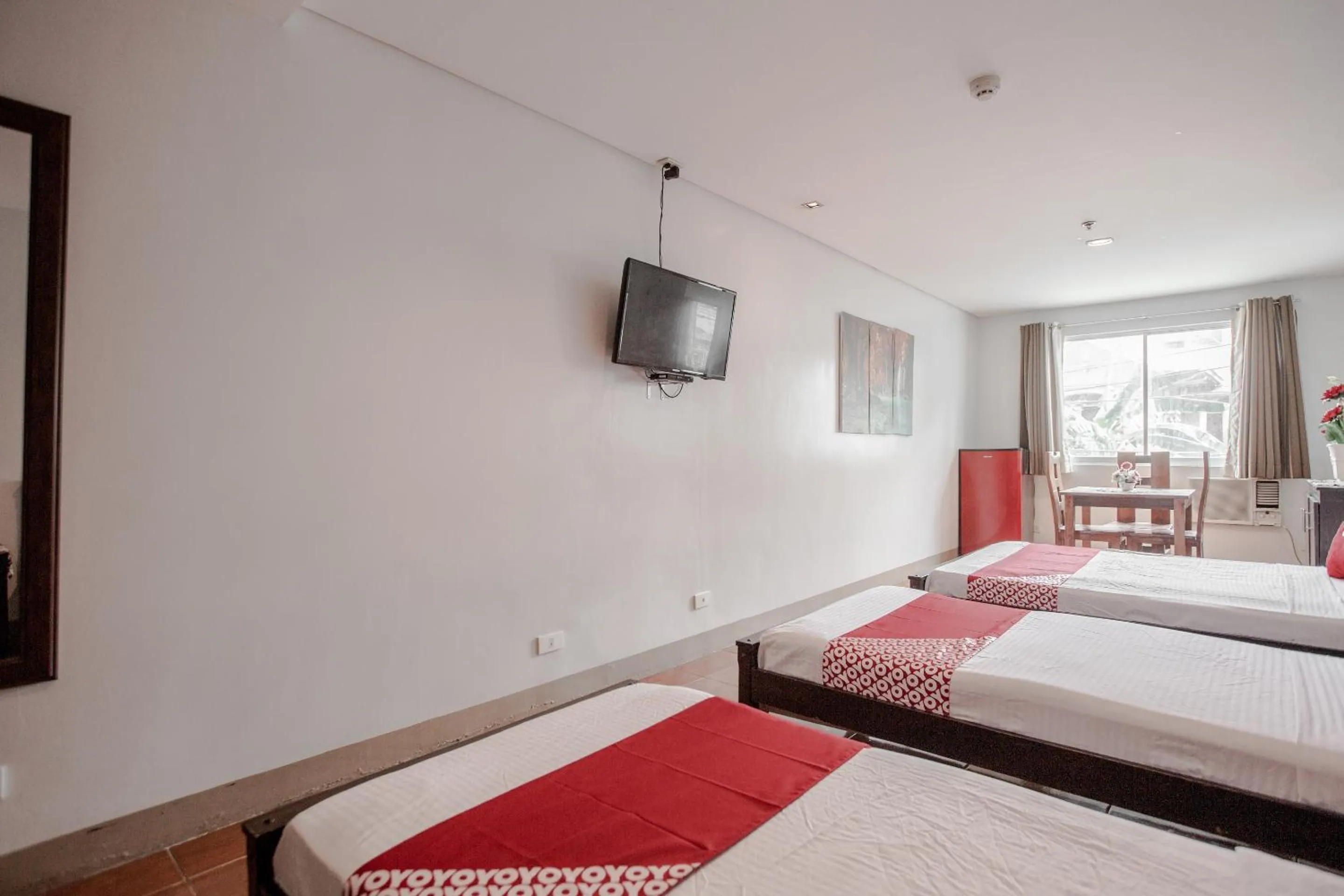 Bedroom, Bed in Super OYO 714 Haeinsa Condotel