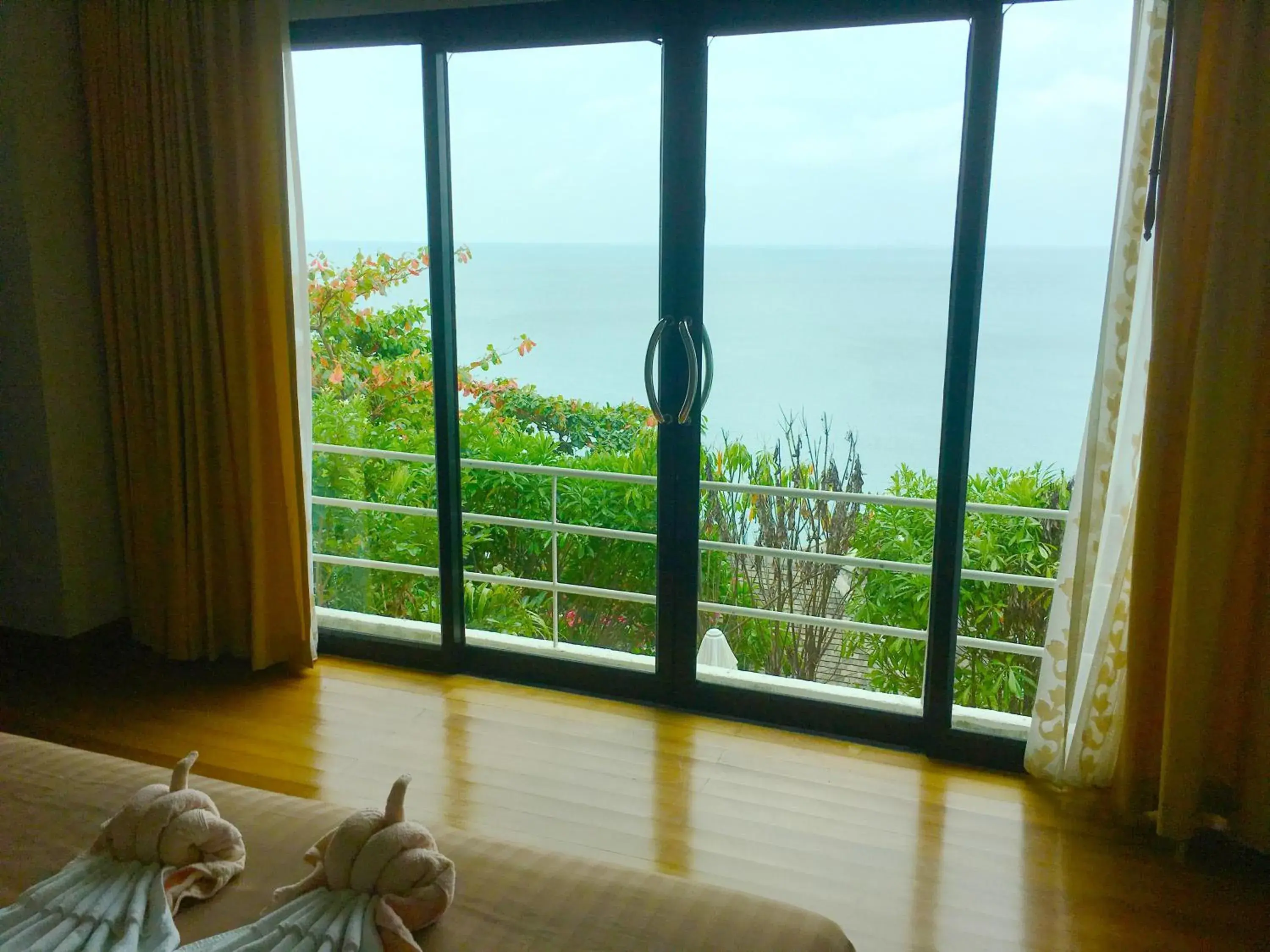 Sea view in Penn Sunset Villa 4