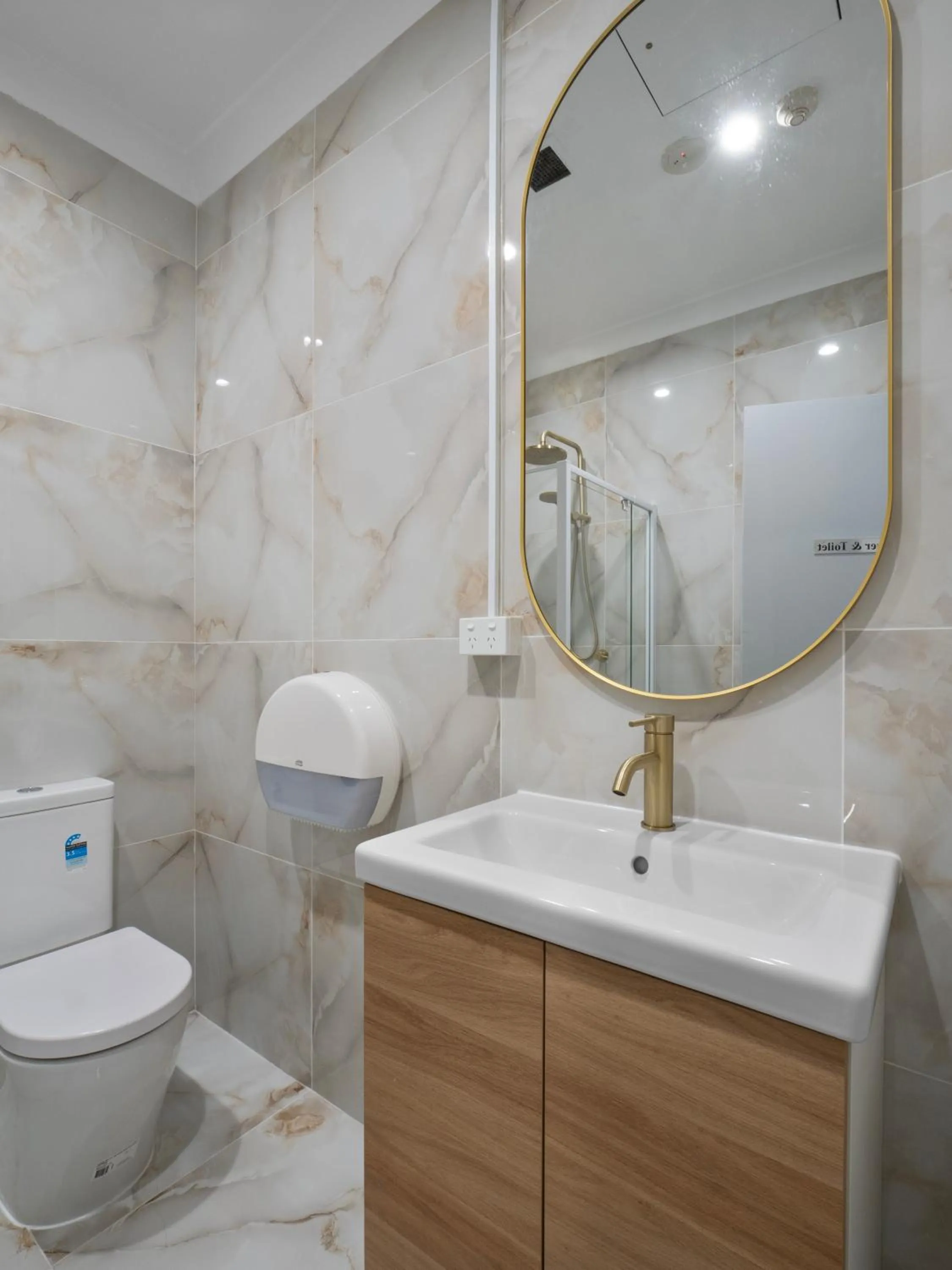 Bathroom in AZZURRO POD HOTEL Darling Harbour- Near ICC