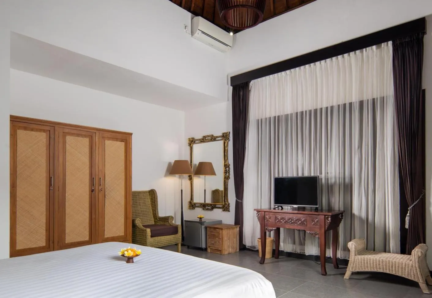 Bed in Ubud Raya Villa