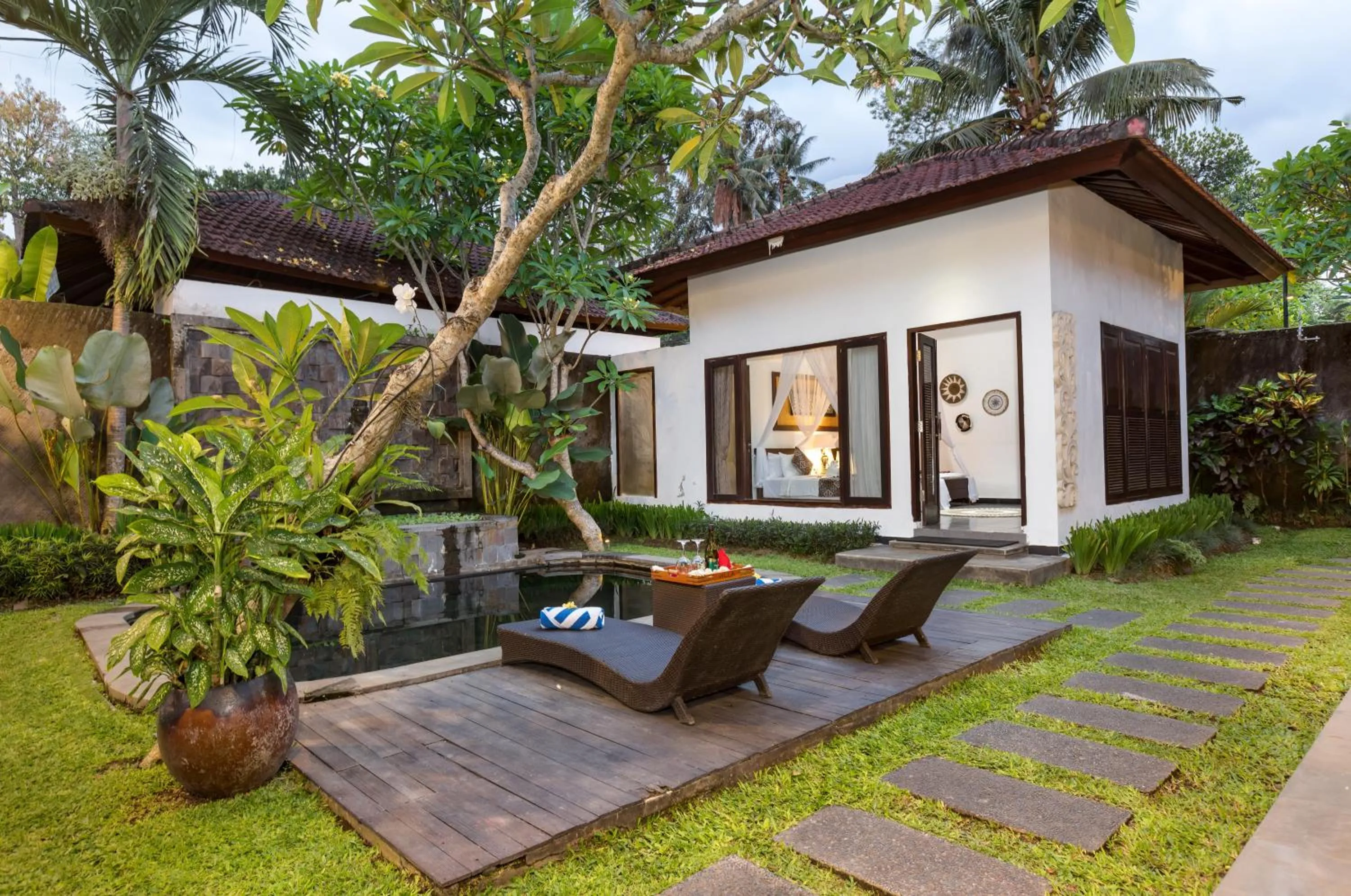 Ubud Raya Villa