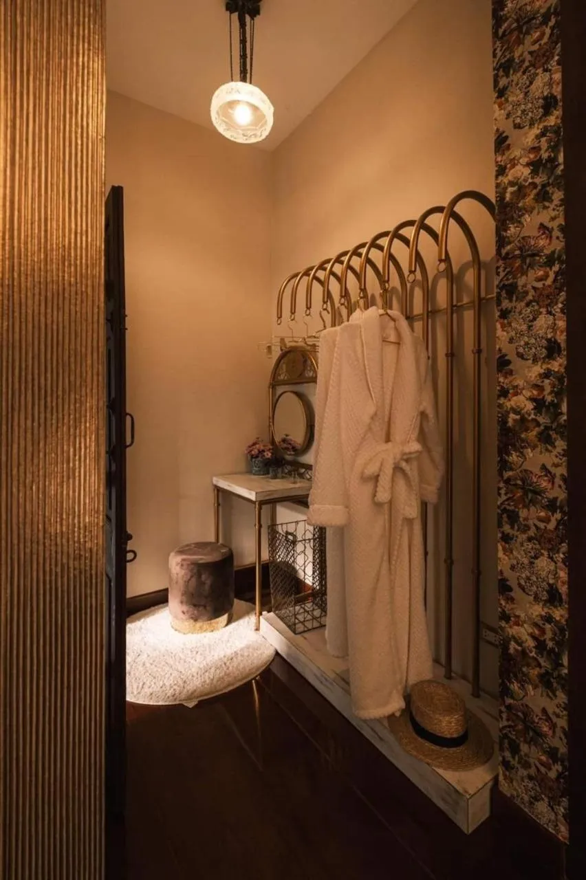 wardrobe in Villard123