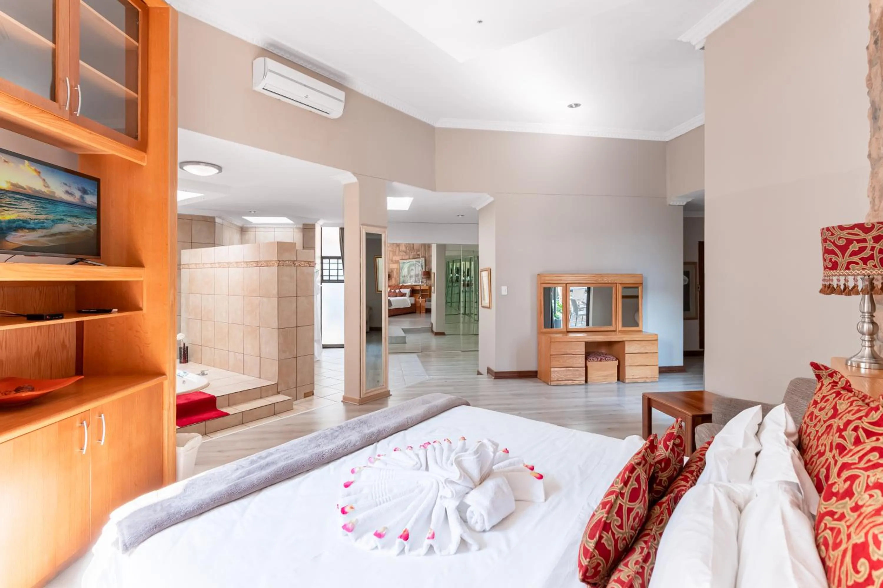 Bed in Villa Africa Boutique Hotel & Spa